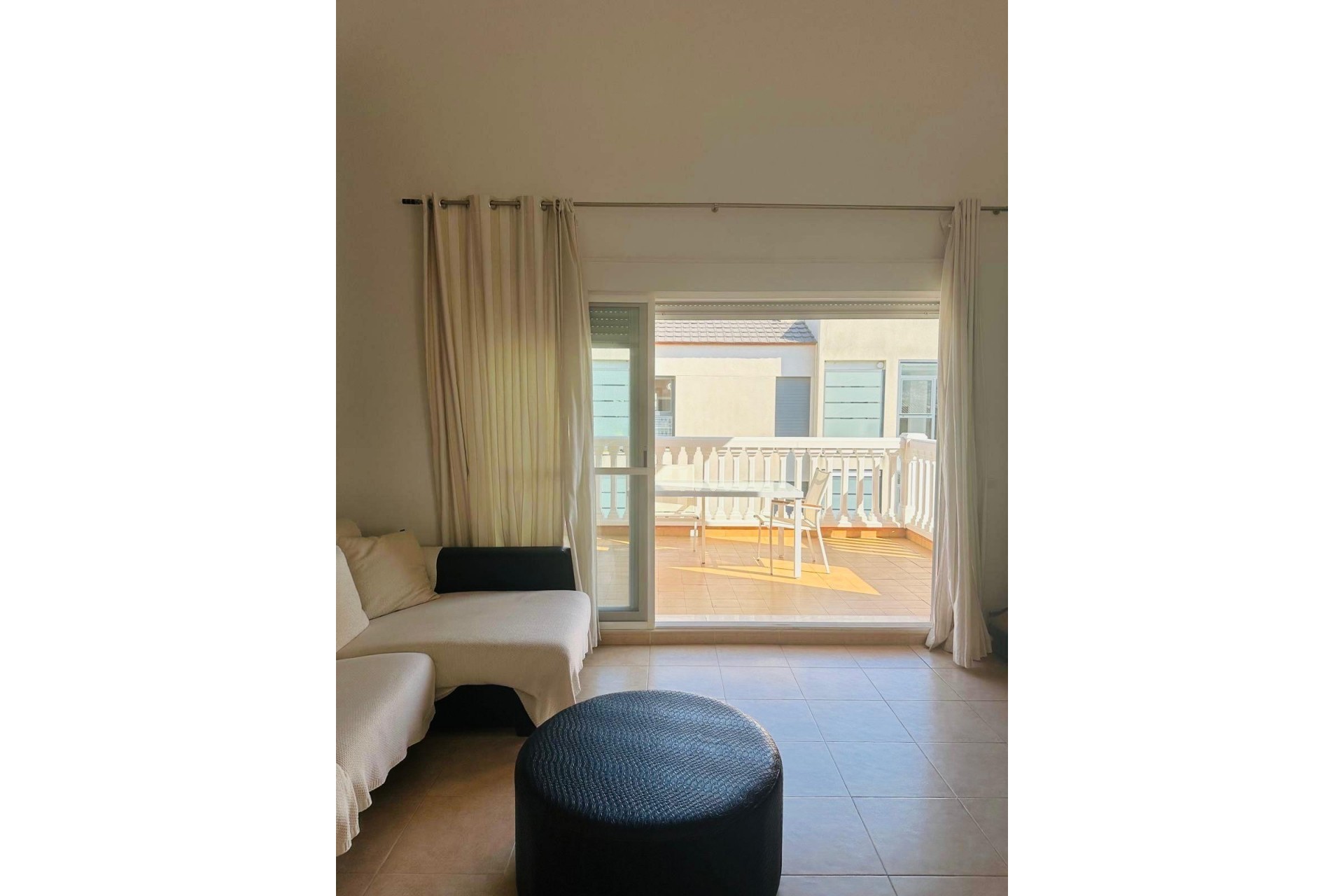 Lange Termijn Verhuur - Appartement -
Javea
