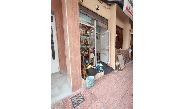 Local comercial - Sale - Torrevieja - Habaneras