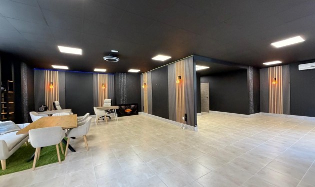 Local comercial - Te koop - Torrevieja - Playa de los locos
