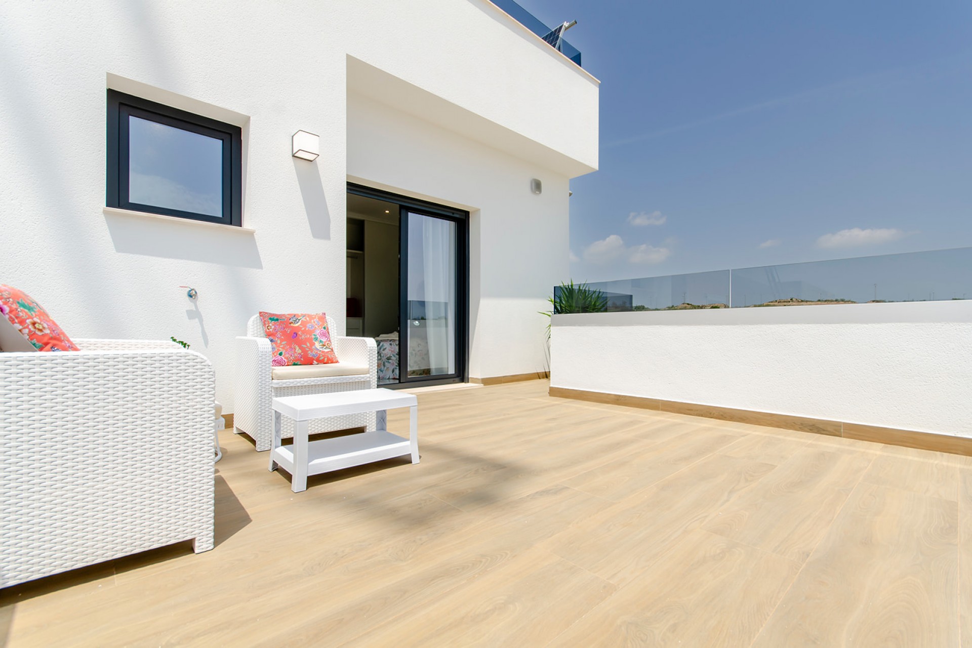 Neubau - Doppelhaushälfte Villa -
Vistabella