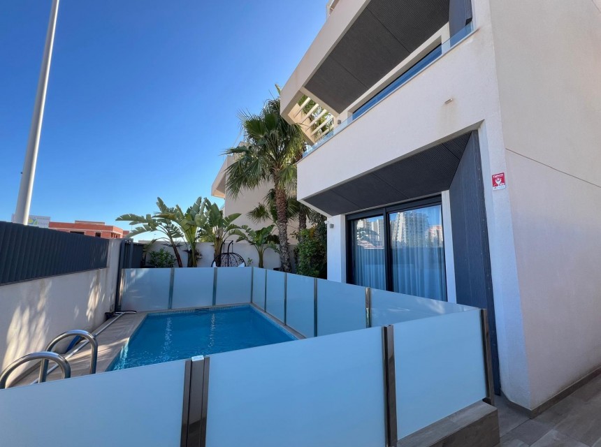 Neubau - Villa de Lujo -
Torrevieja - La veleta