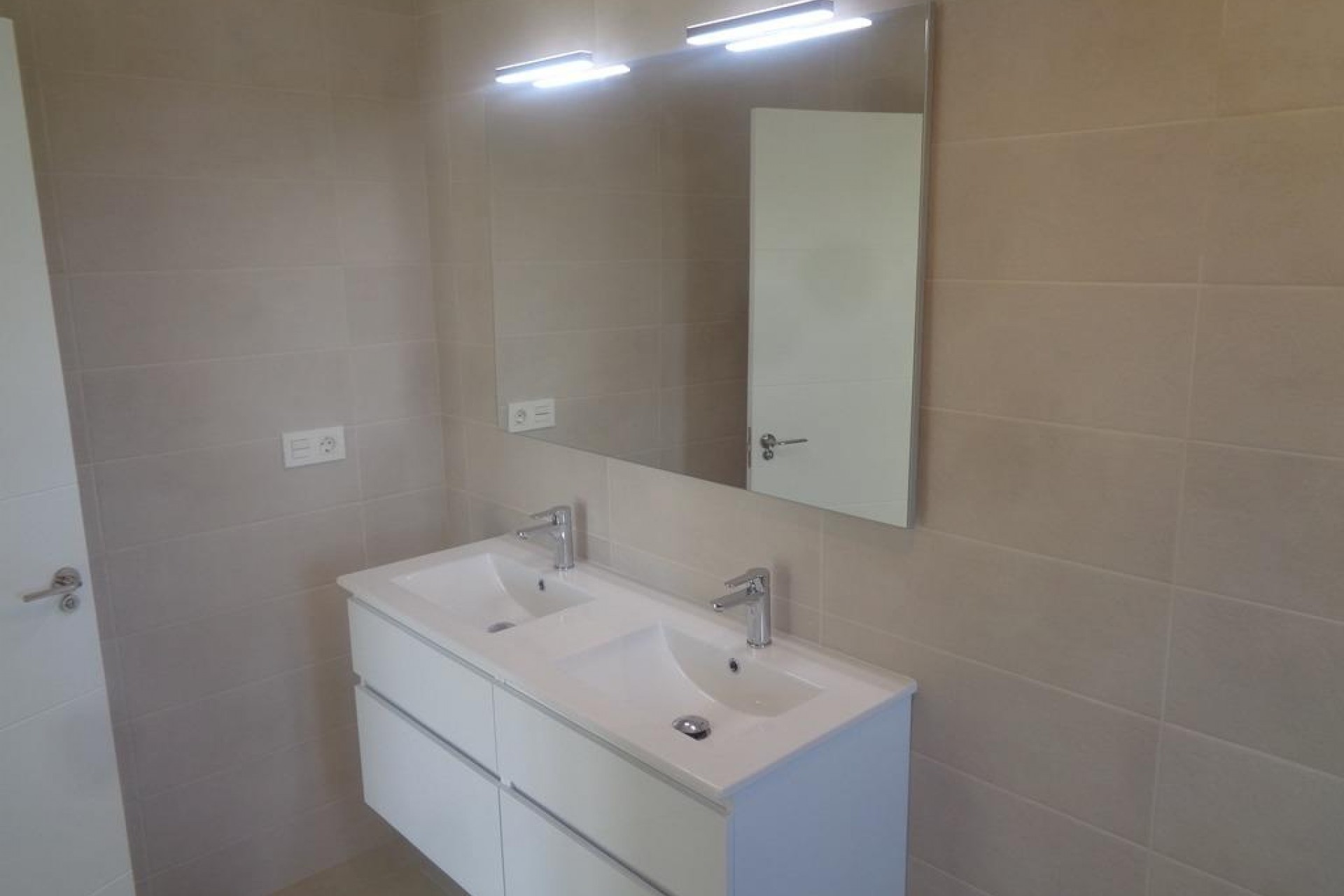 Neubau - Villa -
Pinoso - Camino Del Prado