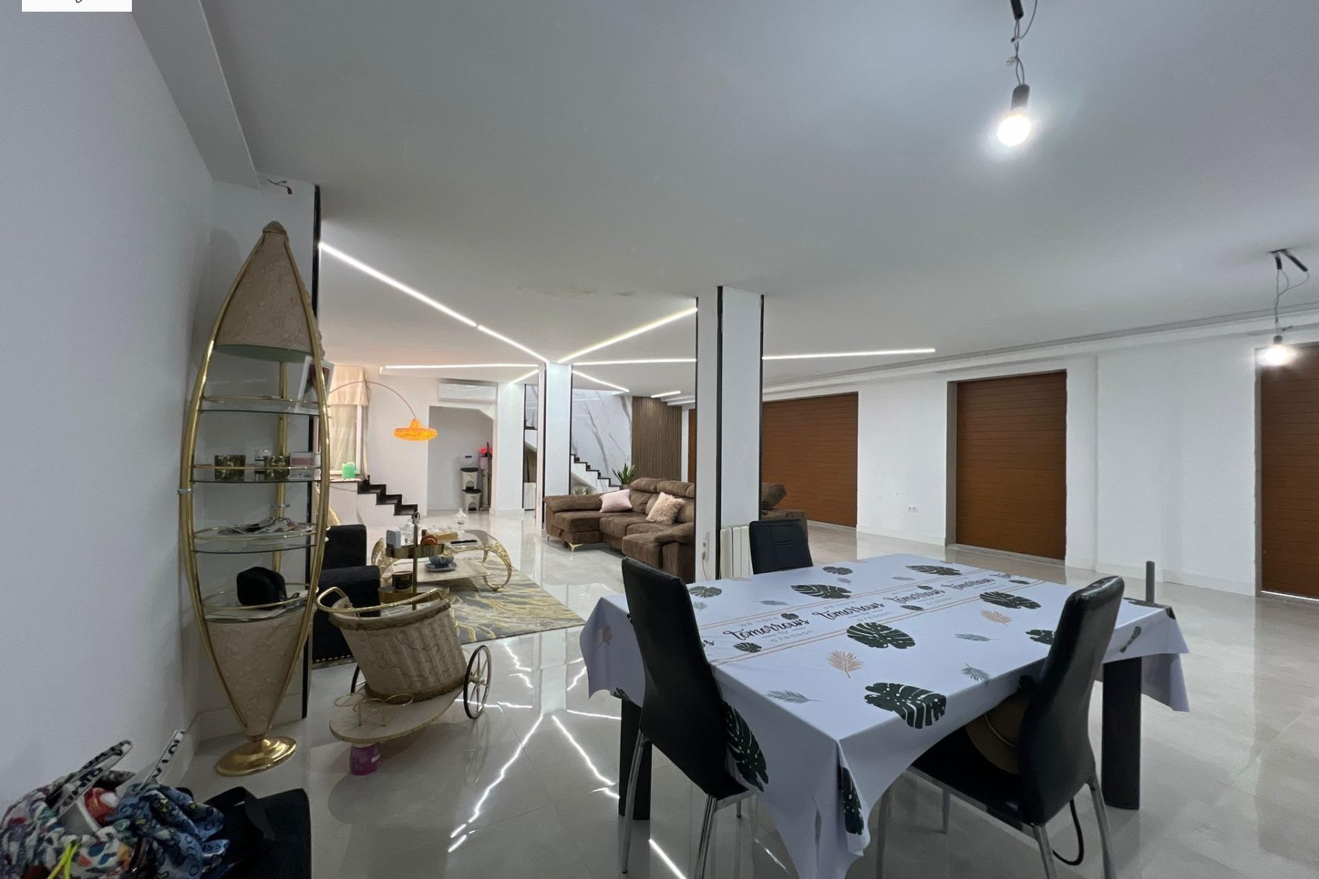 New build - Adosado -
El Puig de Santa Maria - El Puig de Santa María