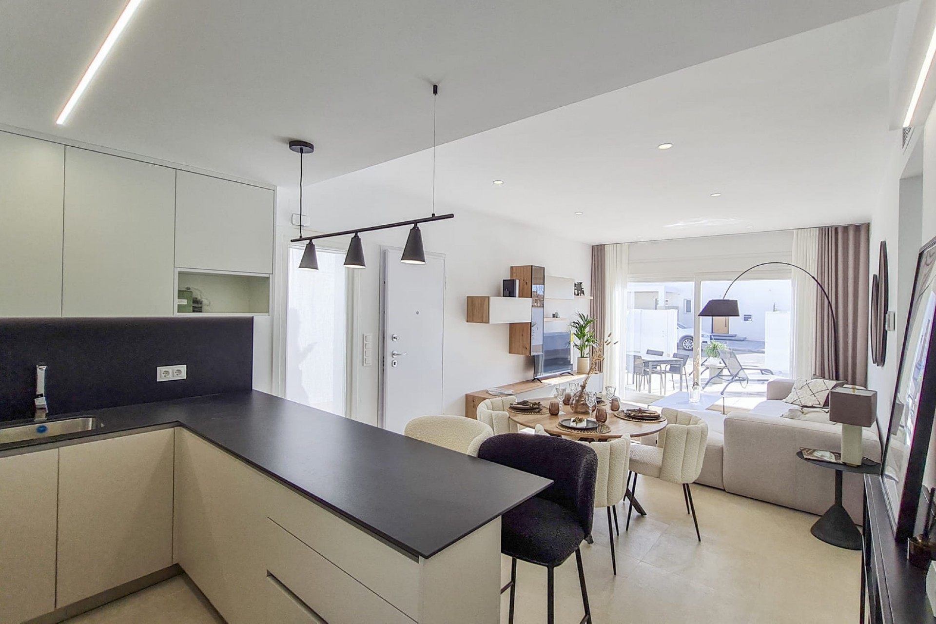 New build - detached -
Las Esperanzas