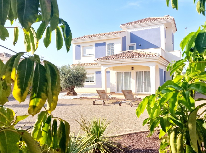 New build - detached -
Purias