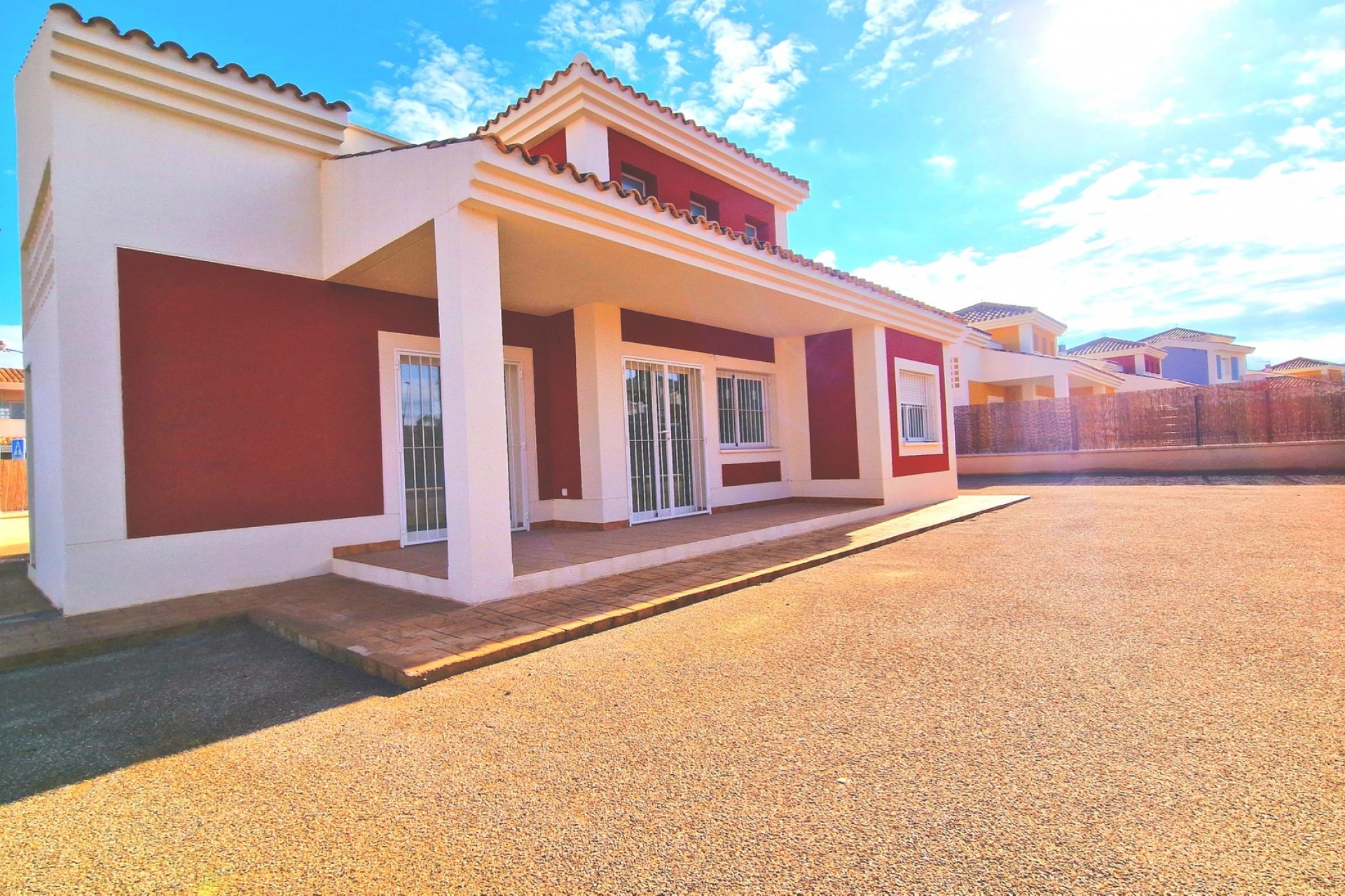 New build - detached -
Purias