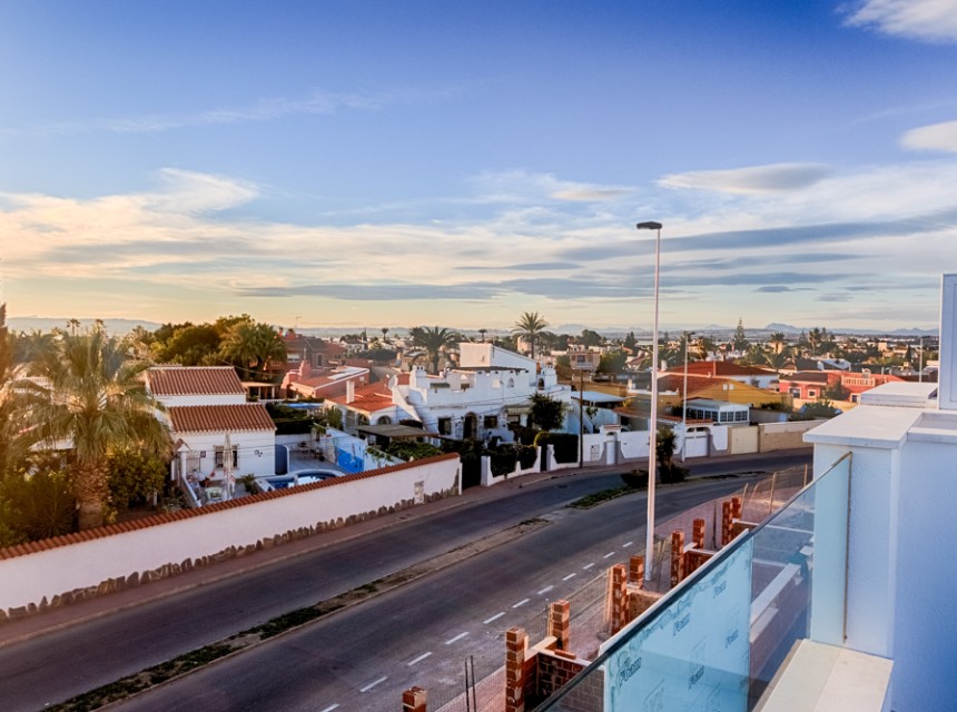 New build - Terraced house -
Pilar de la Horadada