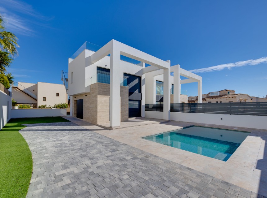 New build - Terraced house -
Torrevieja