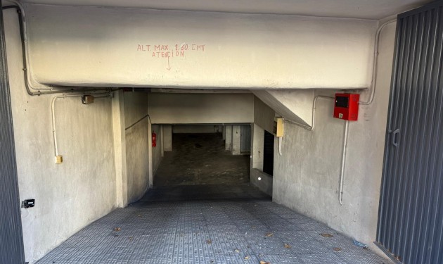 Parking - Te koop - Torrevieja - Estacion de autobuses