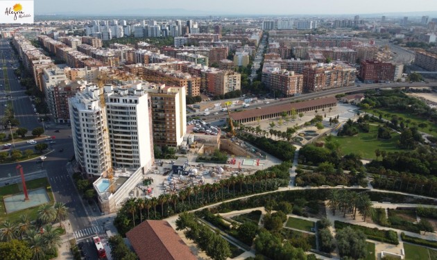 Piso - Sale - Valencia -
                La Raiosa