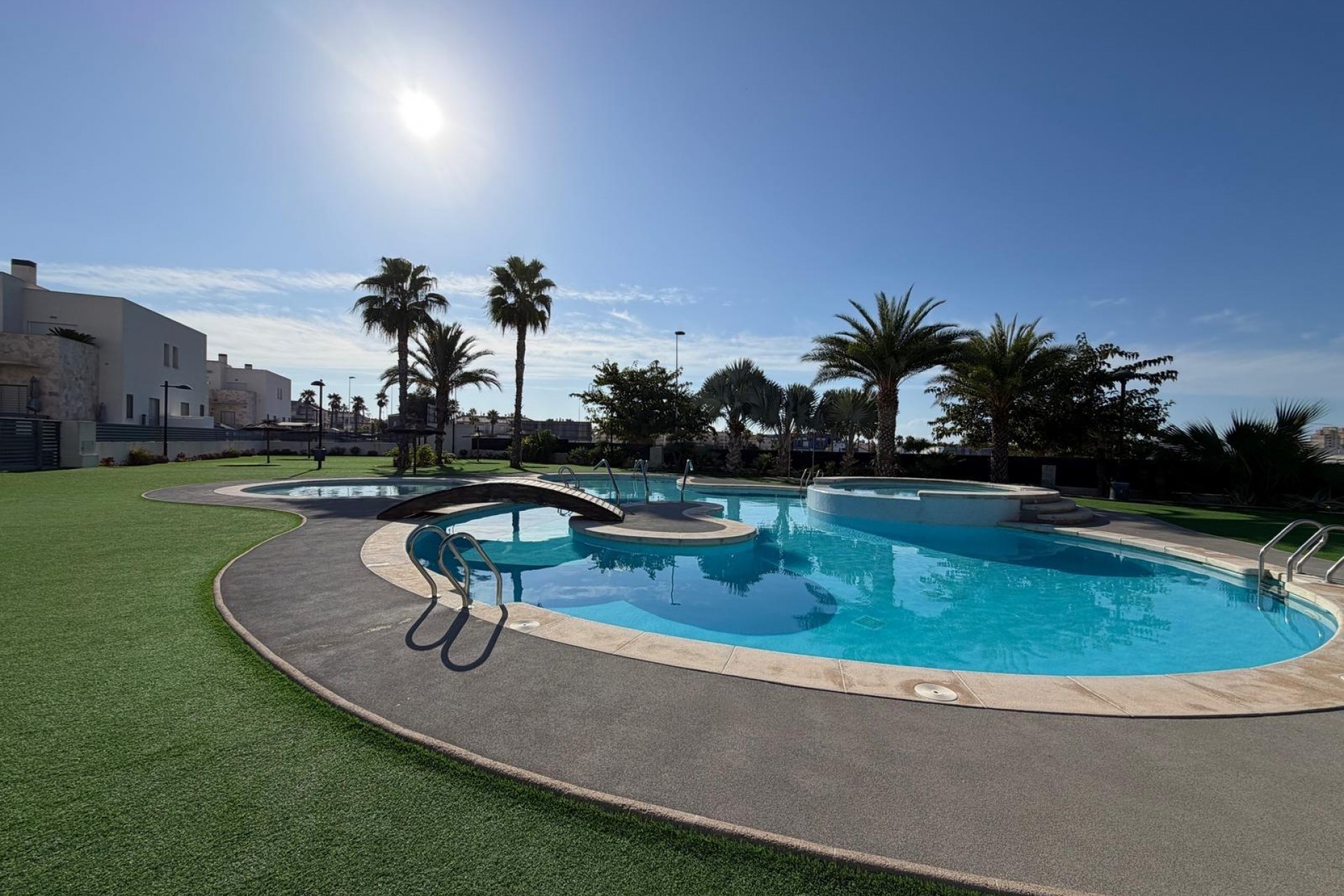 Sale - Adosado -
Torrevieja - Aguas Nuevas