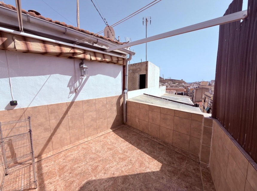 Sale - Apartamento -
Alicante - Carolinas bajas