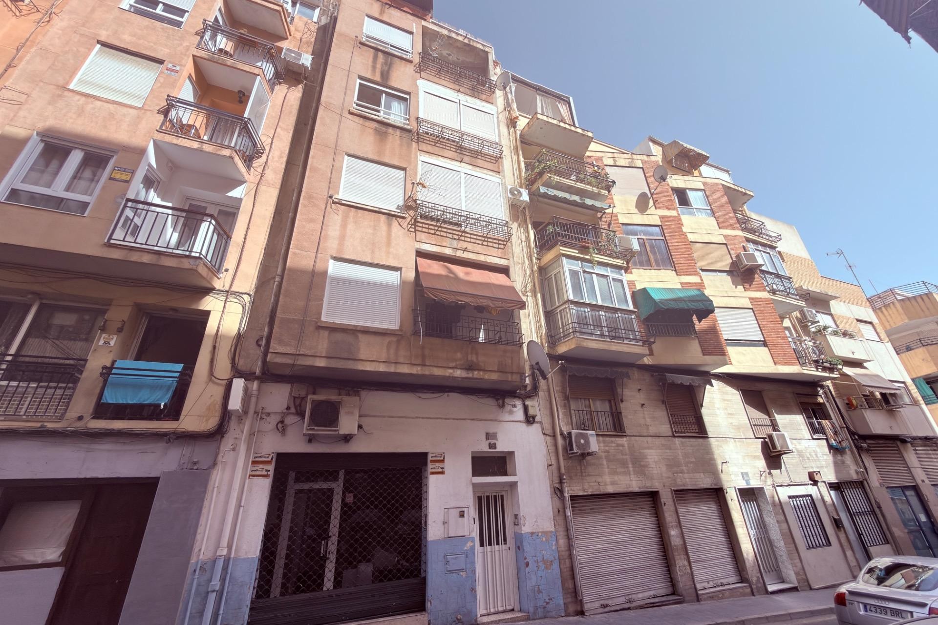 Sale - Apartamento -
Alicante - Carolinas bajas