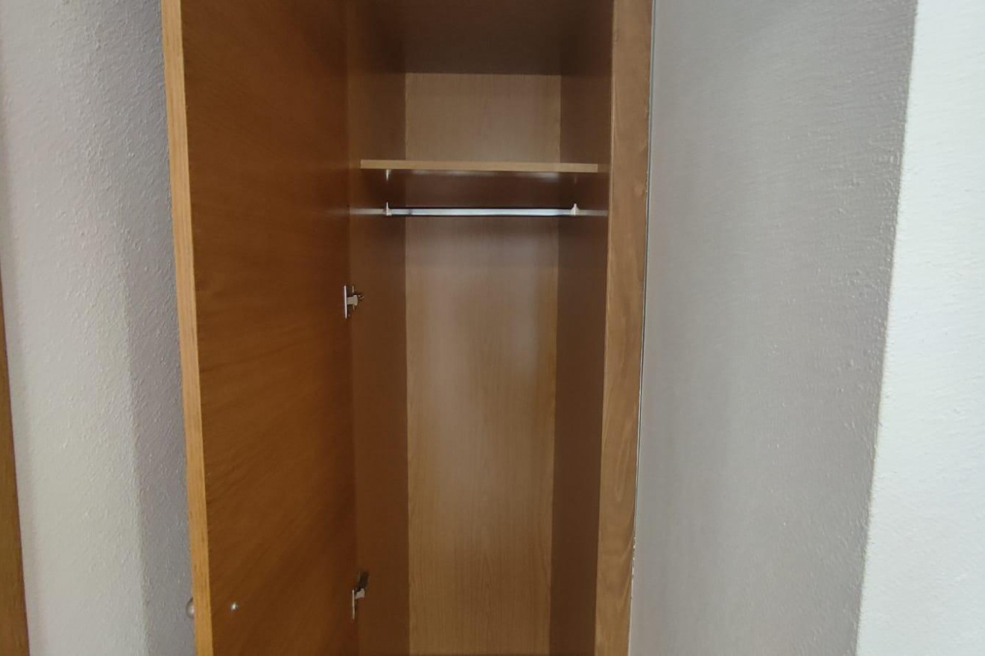 Sale - Apartamento -
Alicante - Centro