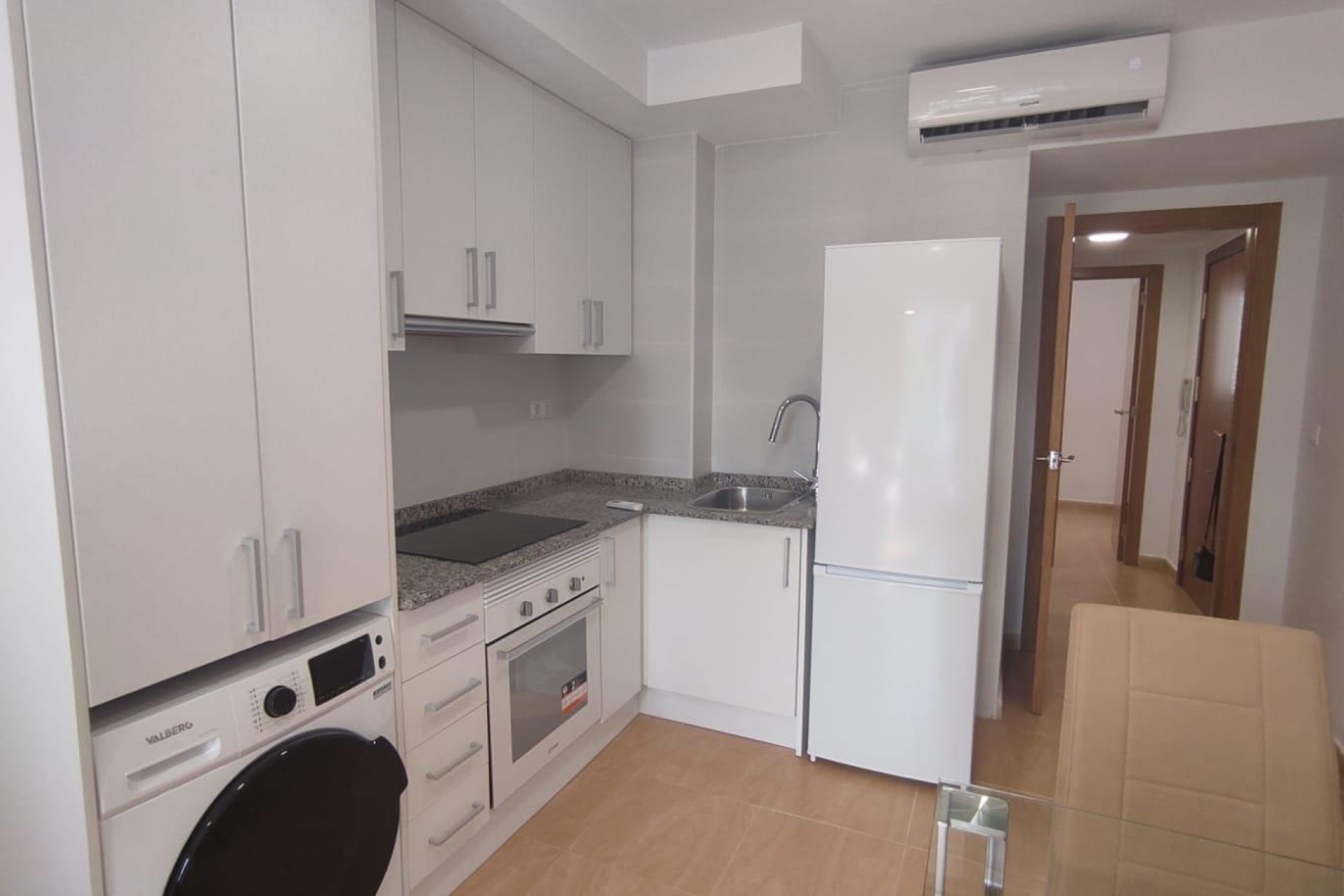 Sale - Apartamento -
Alicante - Centro
