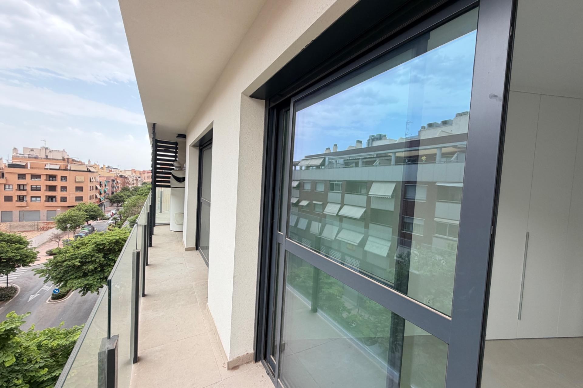 Sale - Apartamento -
Alicante - La Florida