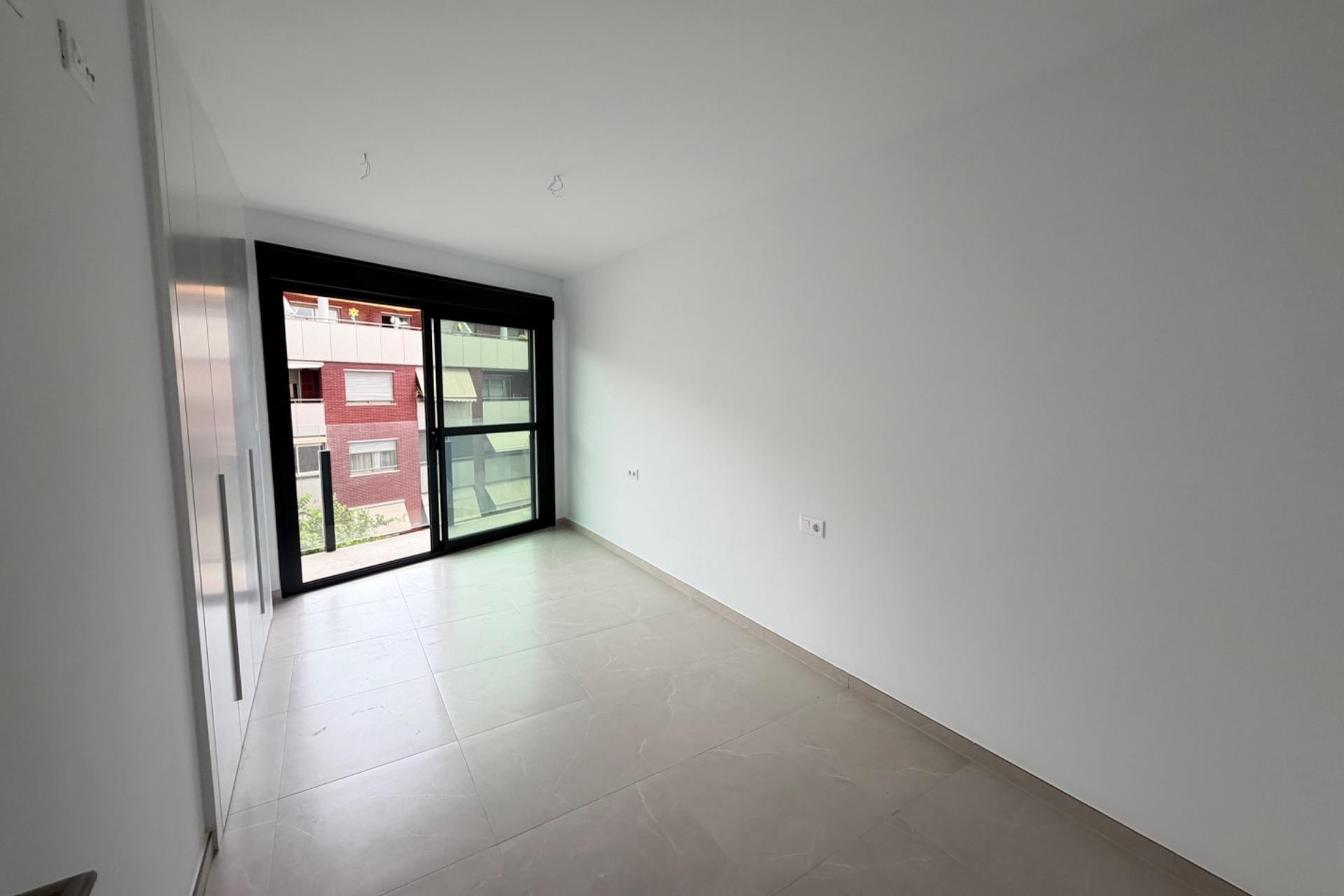 Sale - Apartamento -
Alicante - La Florida