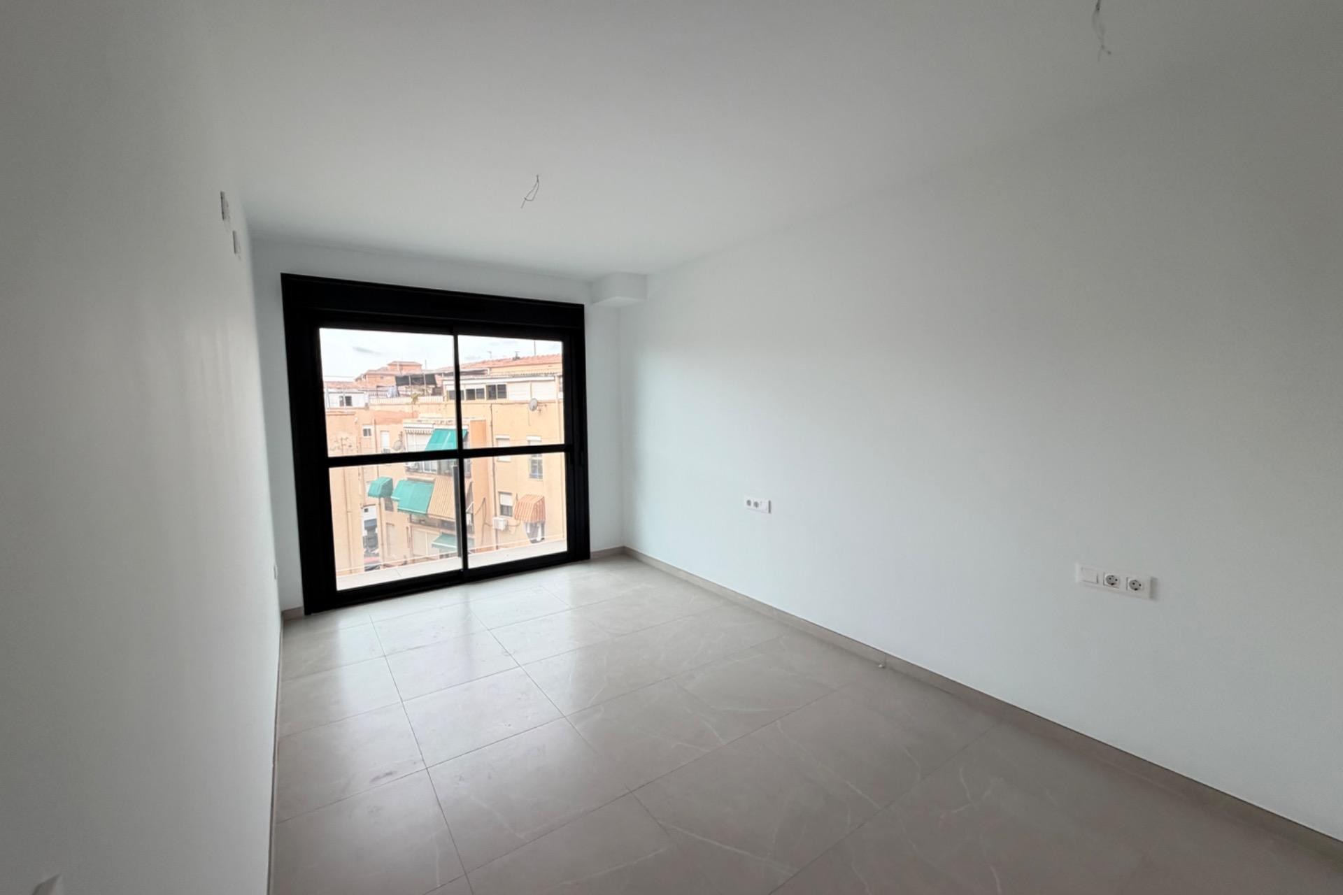 Sale - Apartamento -
Alicante - La Florida