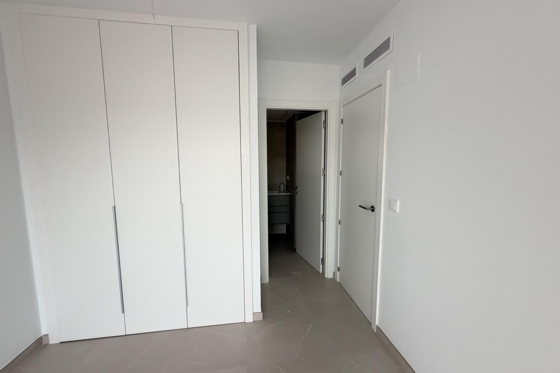 Sale - Apartamento -
Alicante - La Florida