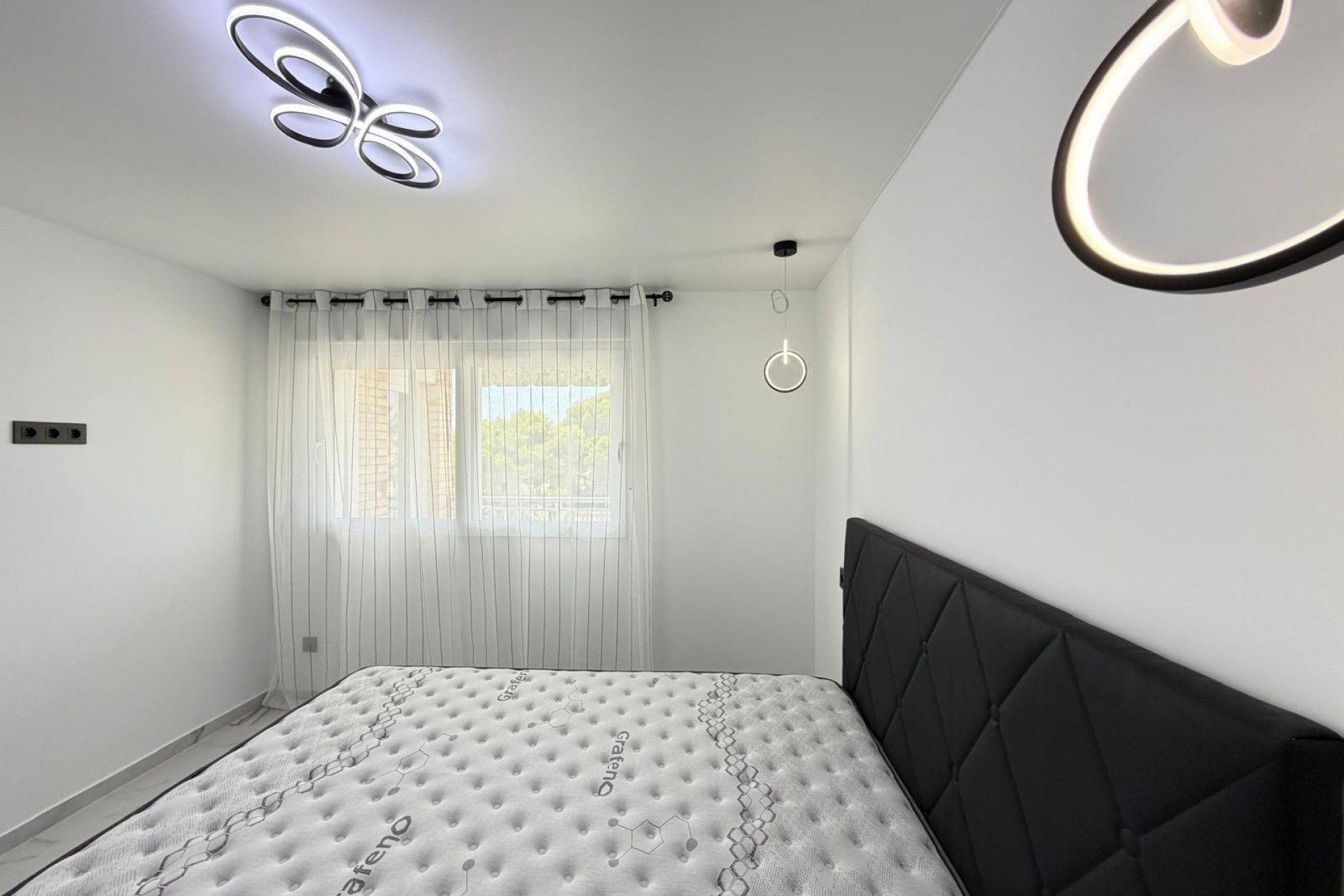 Sale - Apartamento -
Orihuela Costa - La Zenia