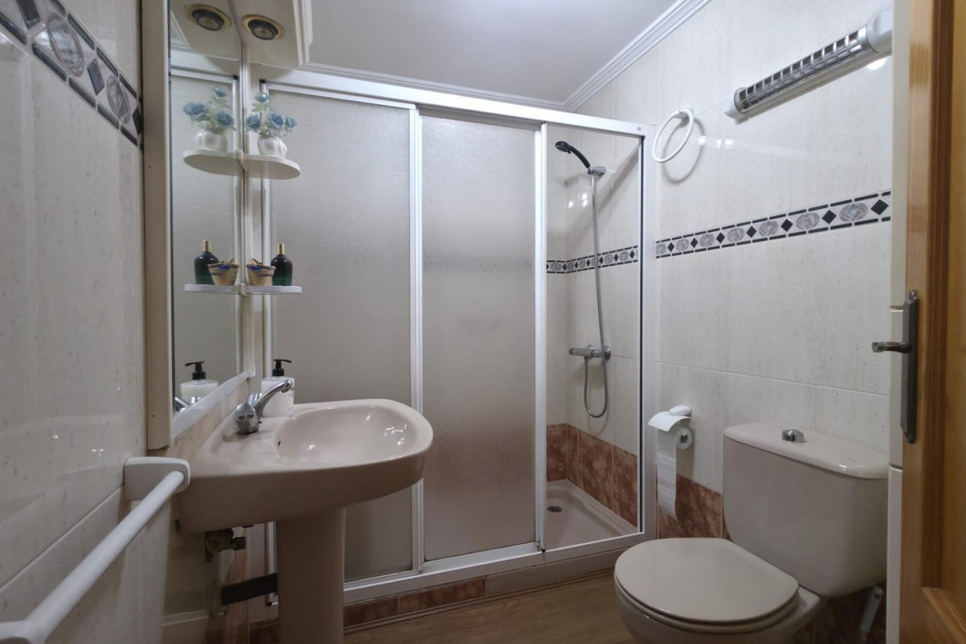 Sale - Apartamento -
Torrevieja - Acequion