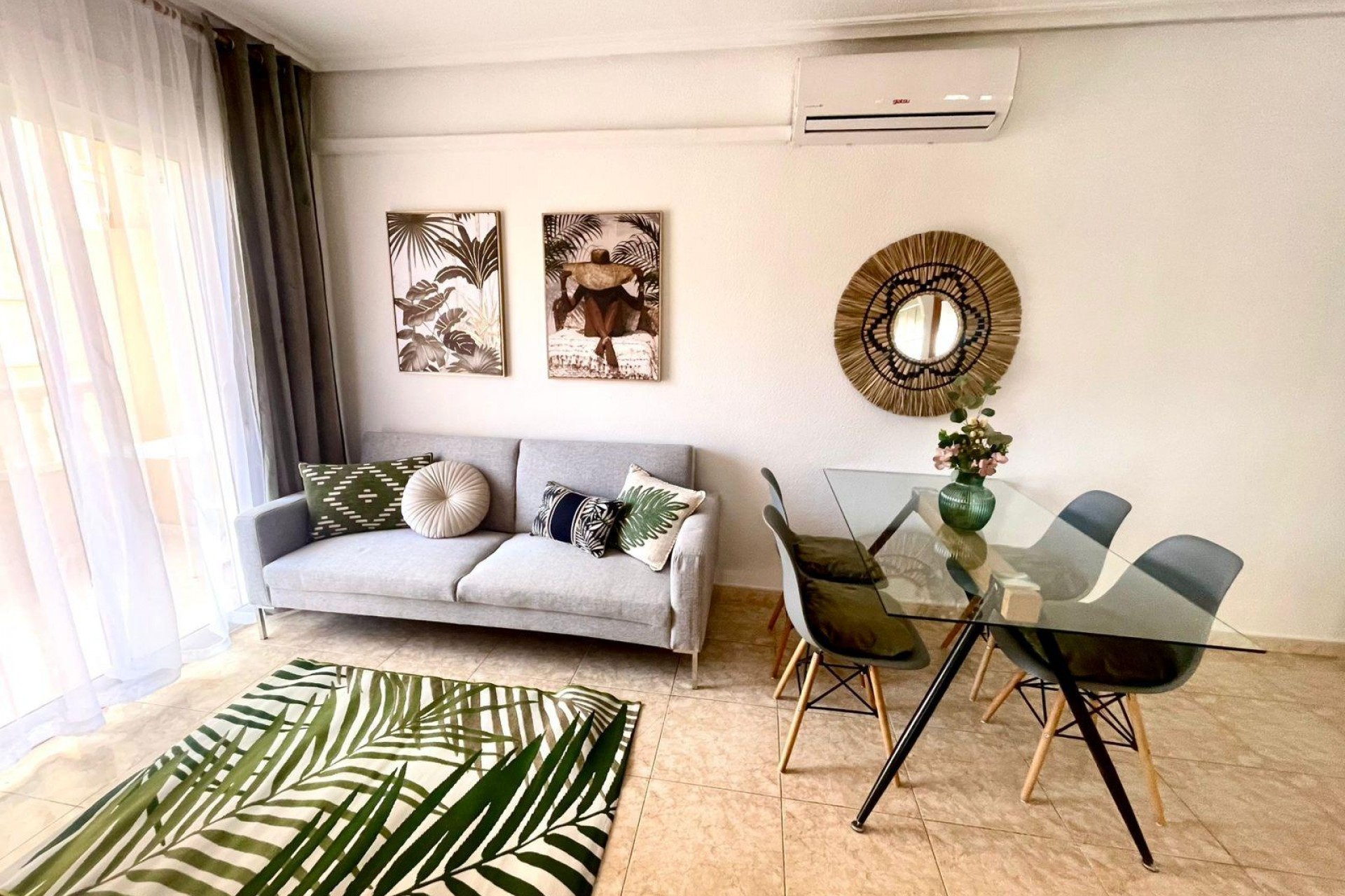 Sale - Apartamento -
Torrevieja - Centro