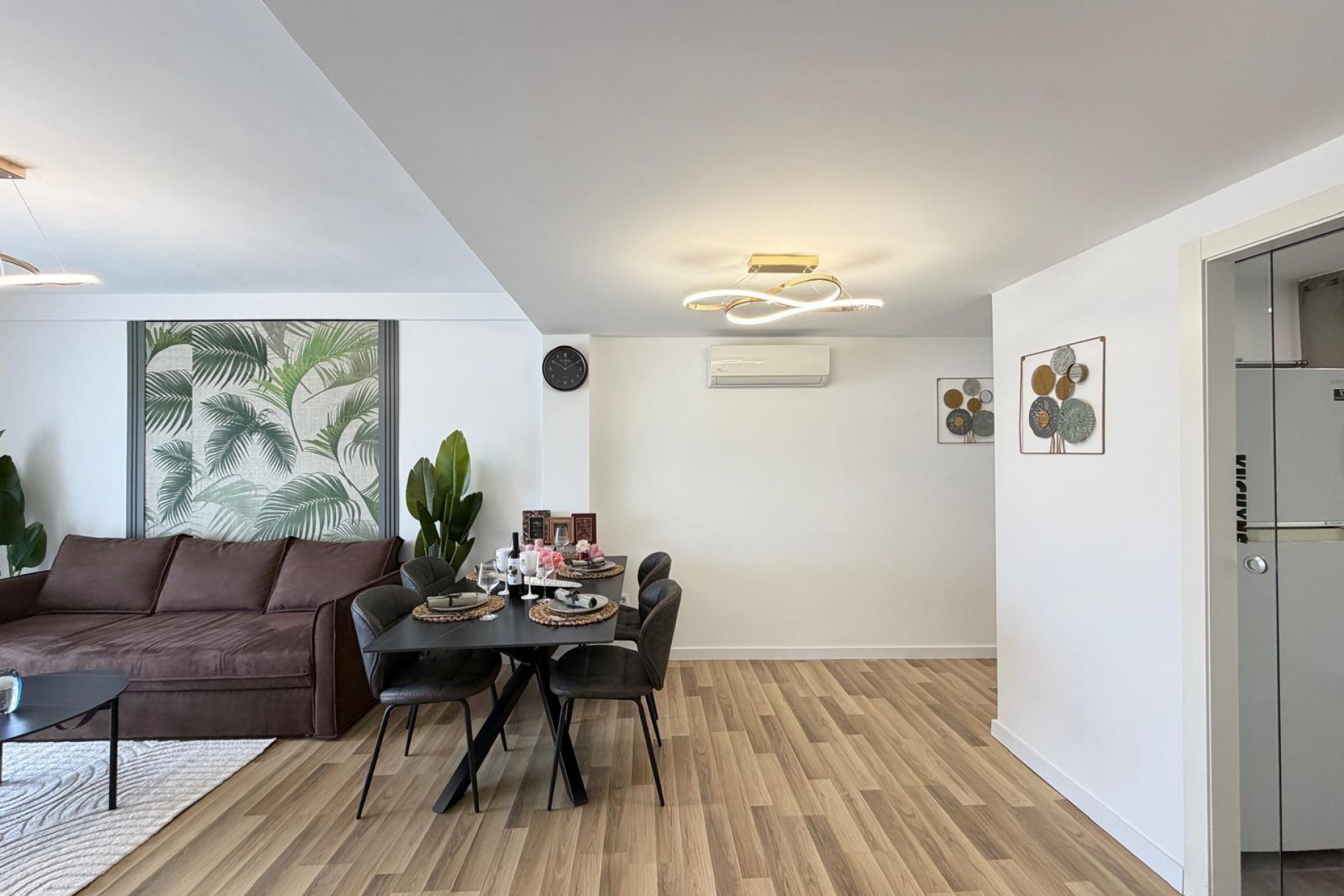 Sale - Apartamento -
Torrevieja - Centro