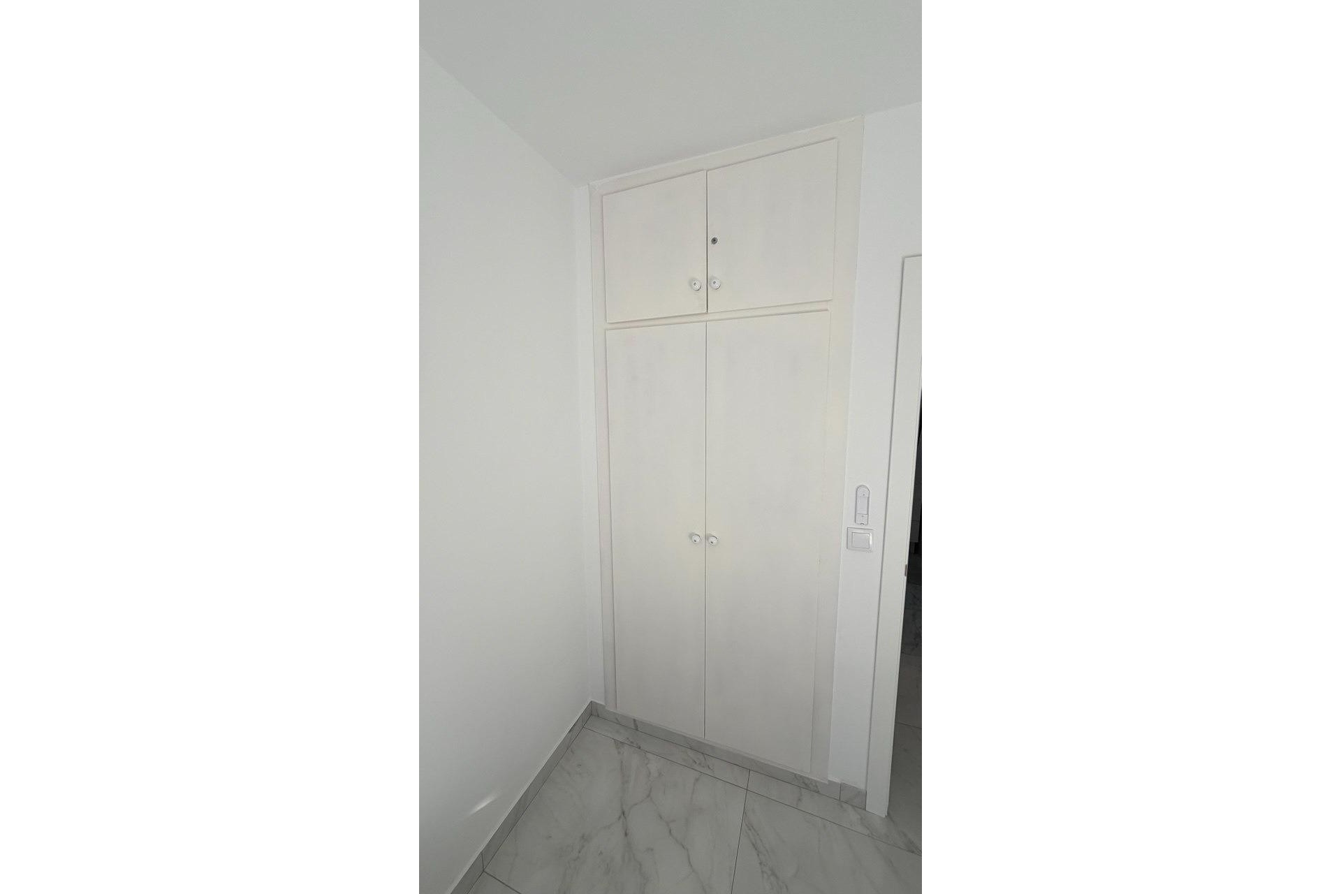 Sale - Apartamento -
Torrevieja - Curva del Palangre