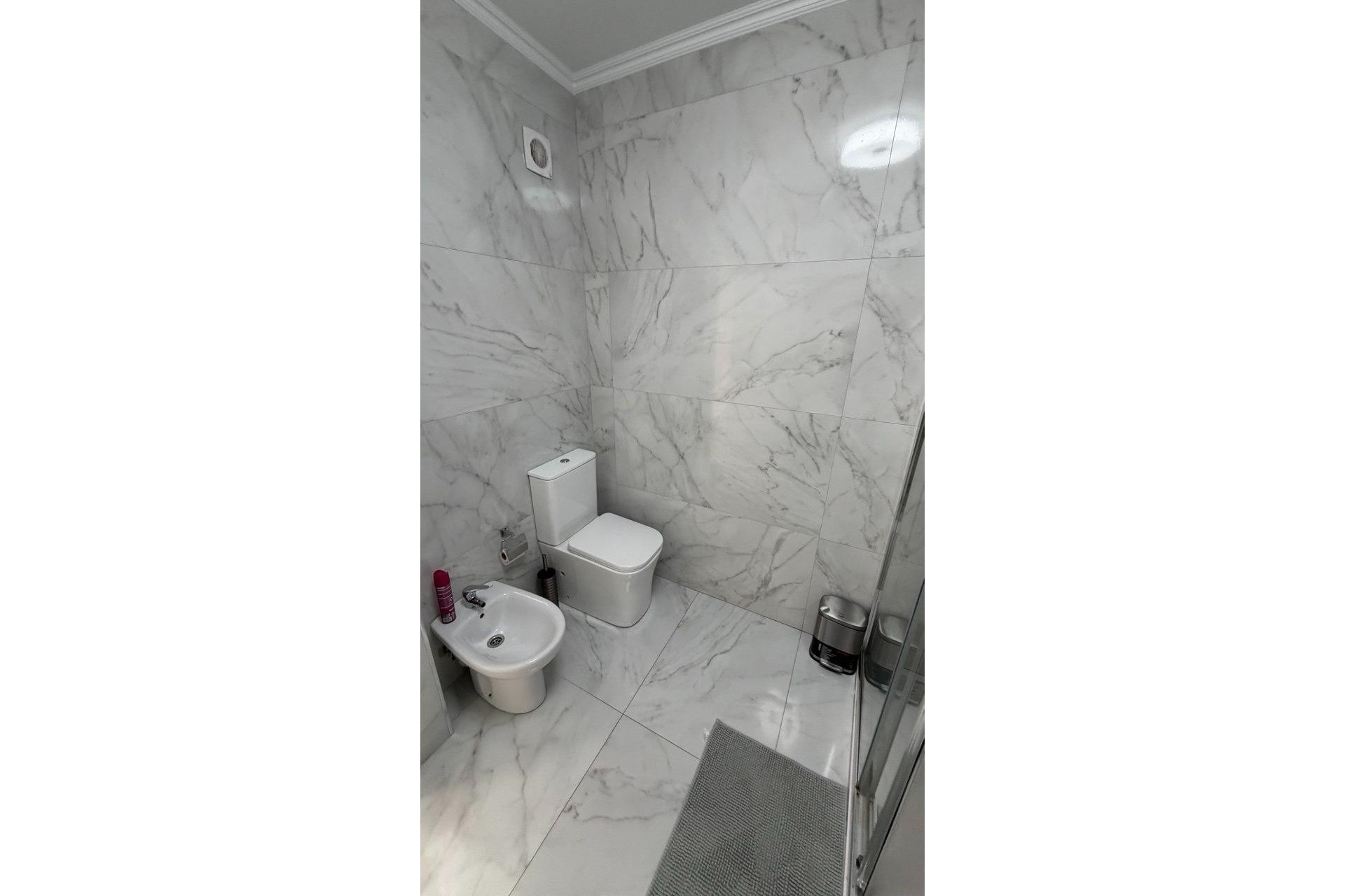 Sale - Apartamento -
Torrevieja - Curva del Palangre