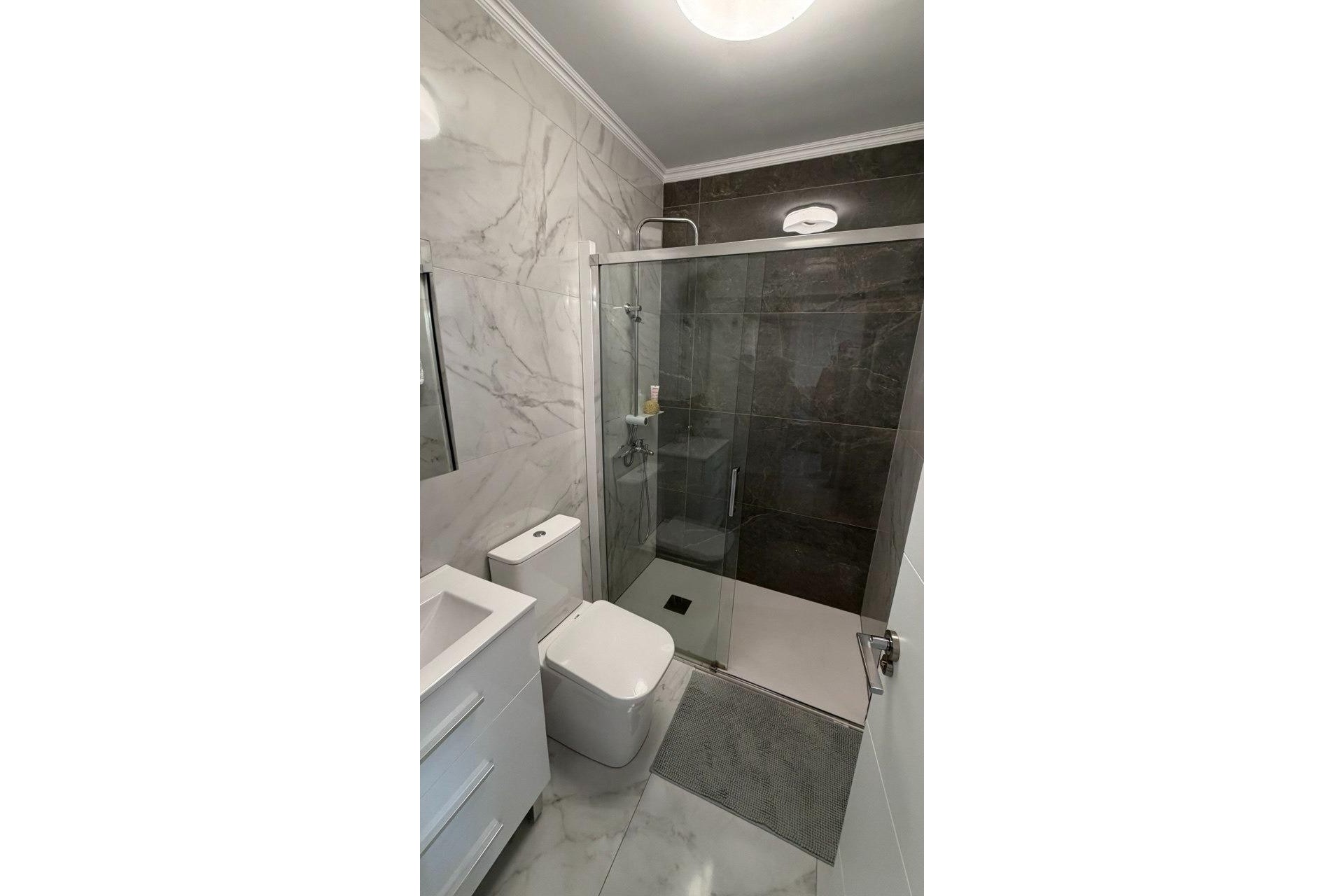 Sale - Apartamento -
Torrevieja - Curva del Palangre