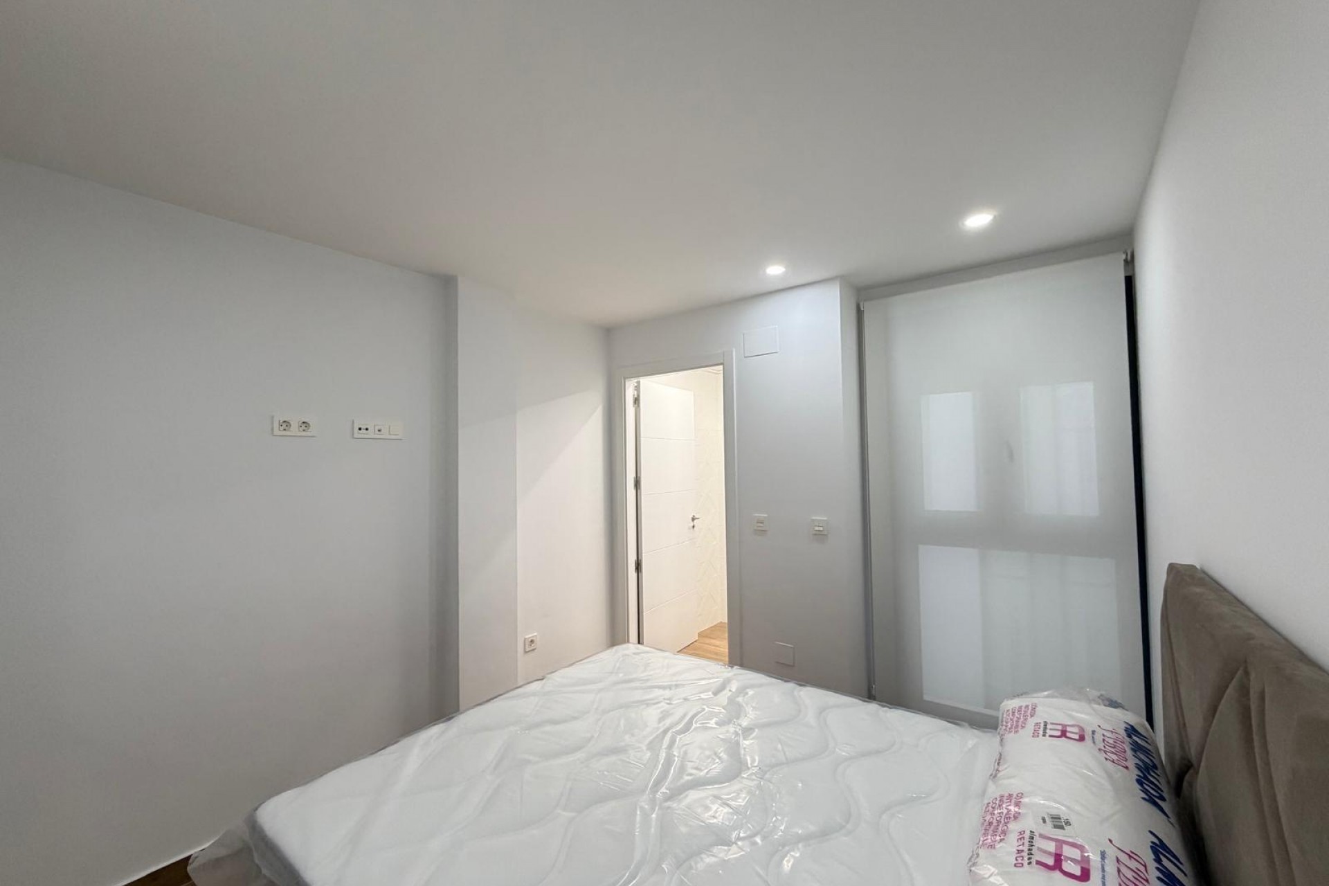 Sale - Apartamento -
Torrevieja - Estacion de autobuses
