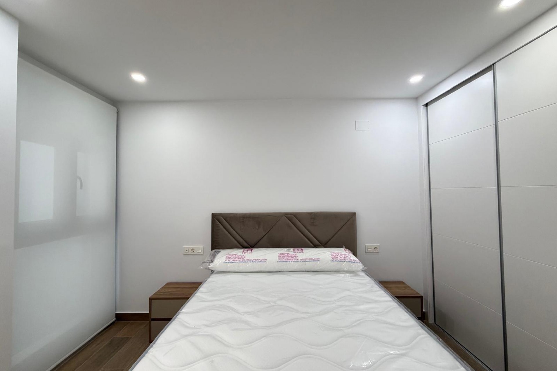 Sale - Apartamento -
Torrevieja - Estacion de autobuses
