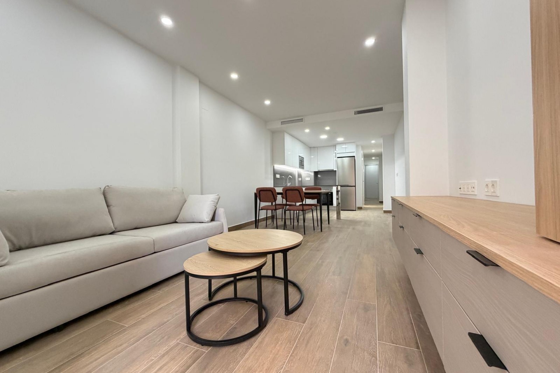 Sale - Apartamento -
Torrevieja - Estacion de autobuses
