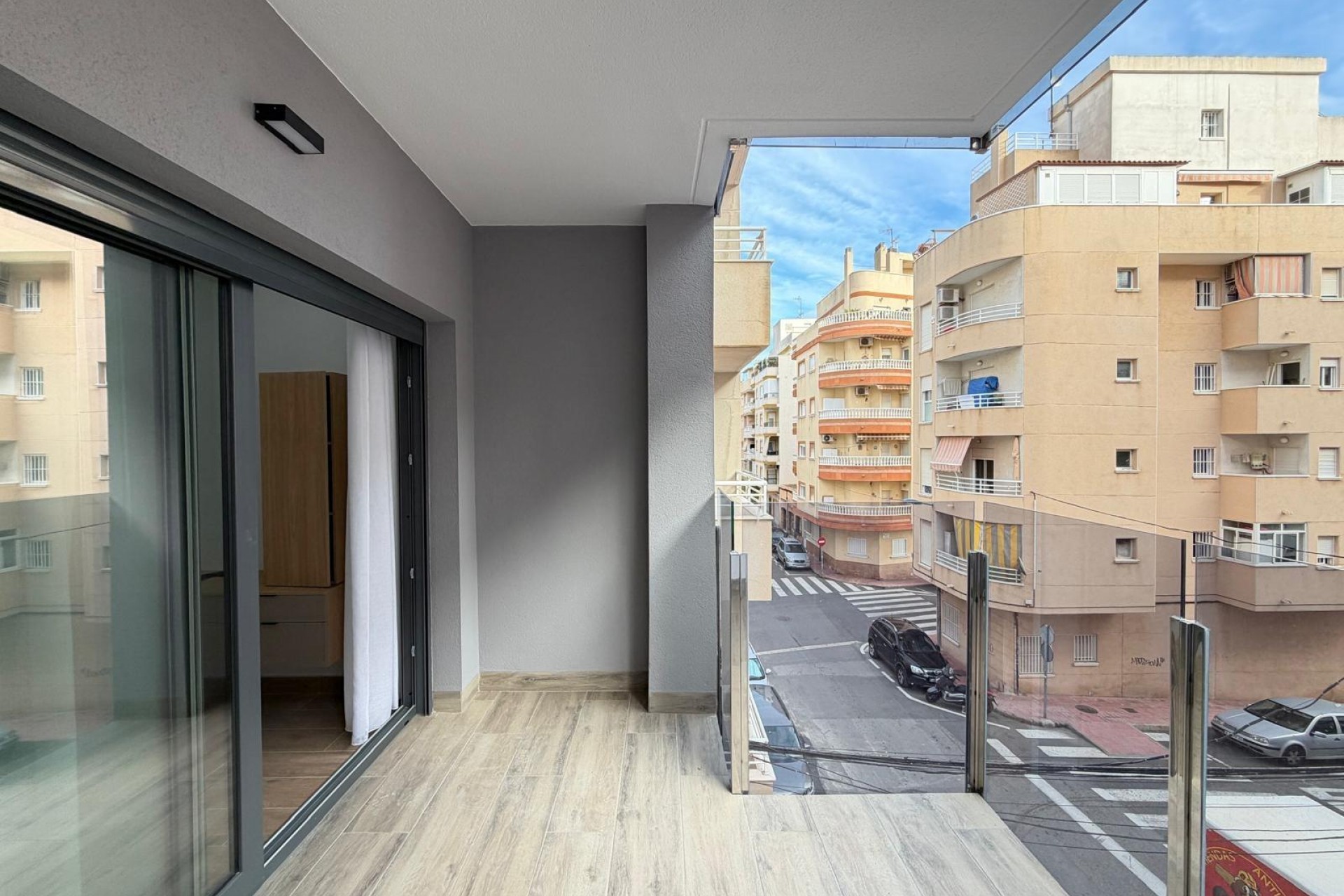 Sale - Apartamento -
Torrevieja - Estacion de autobuses
