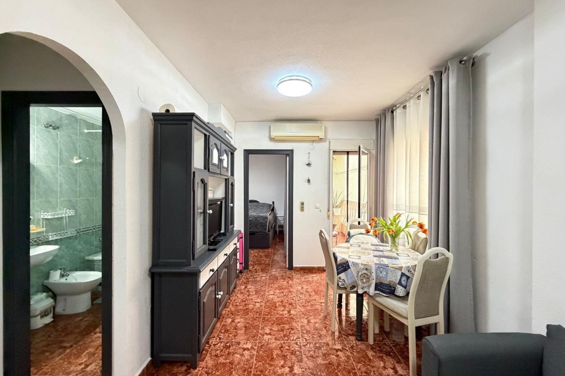Sale - Apartamento -
Torrevieja - Estacion de autobuses
