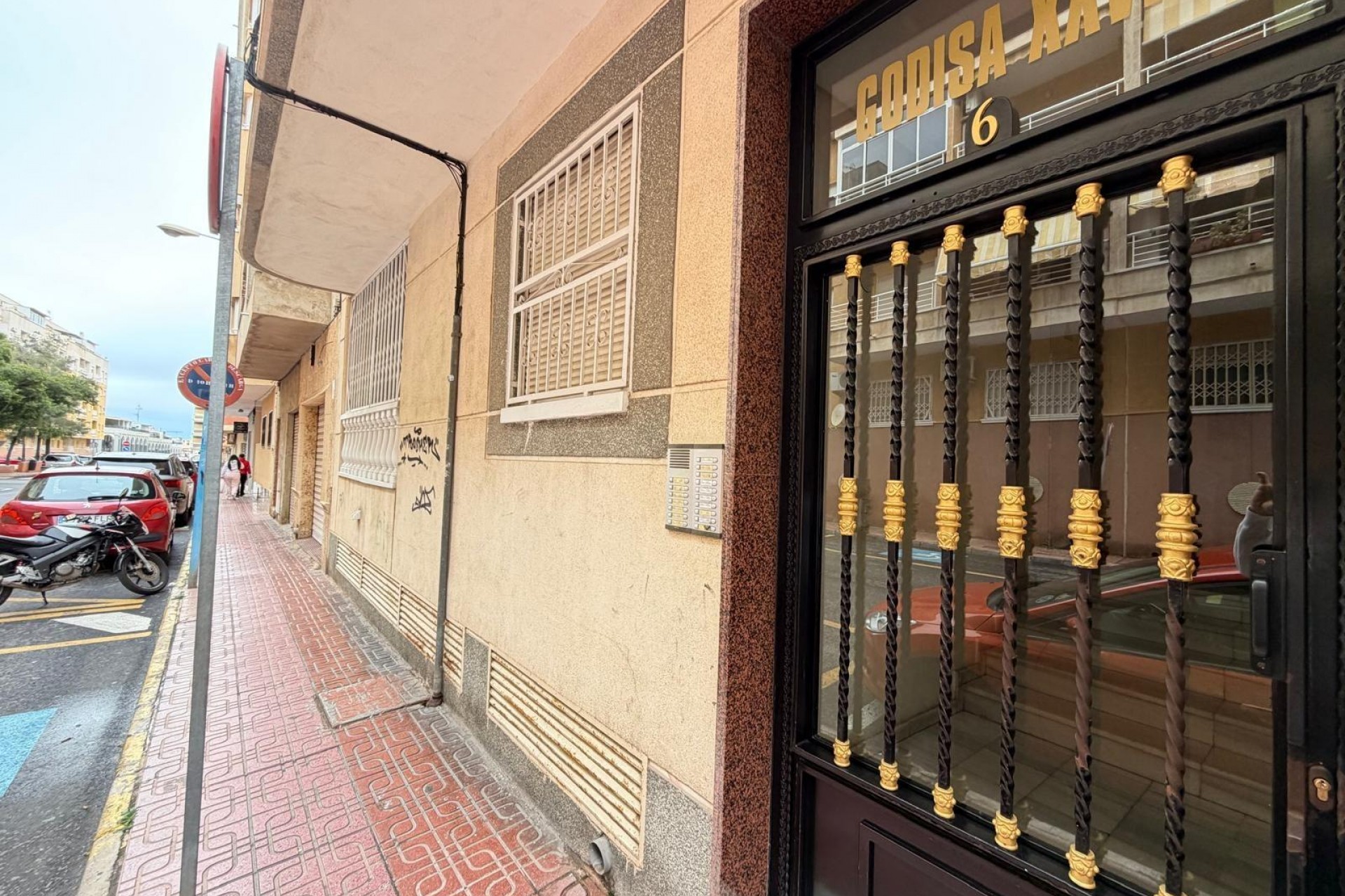 Sale - Apartamento -
Torrevieja - Estacion de autobuses