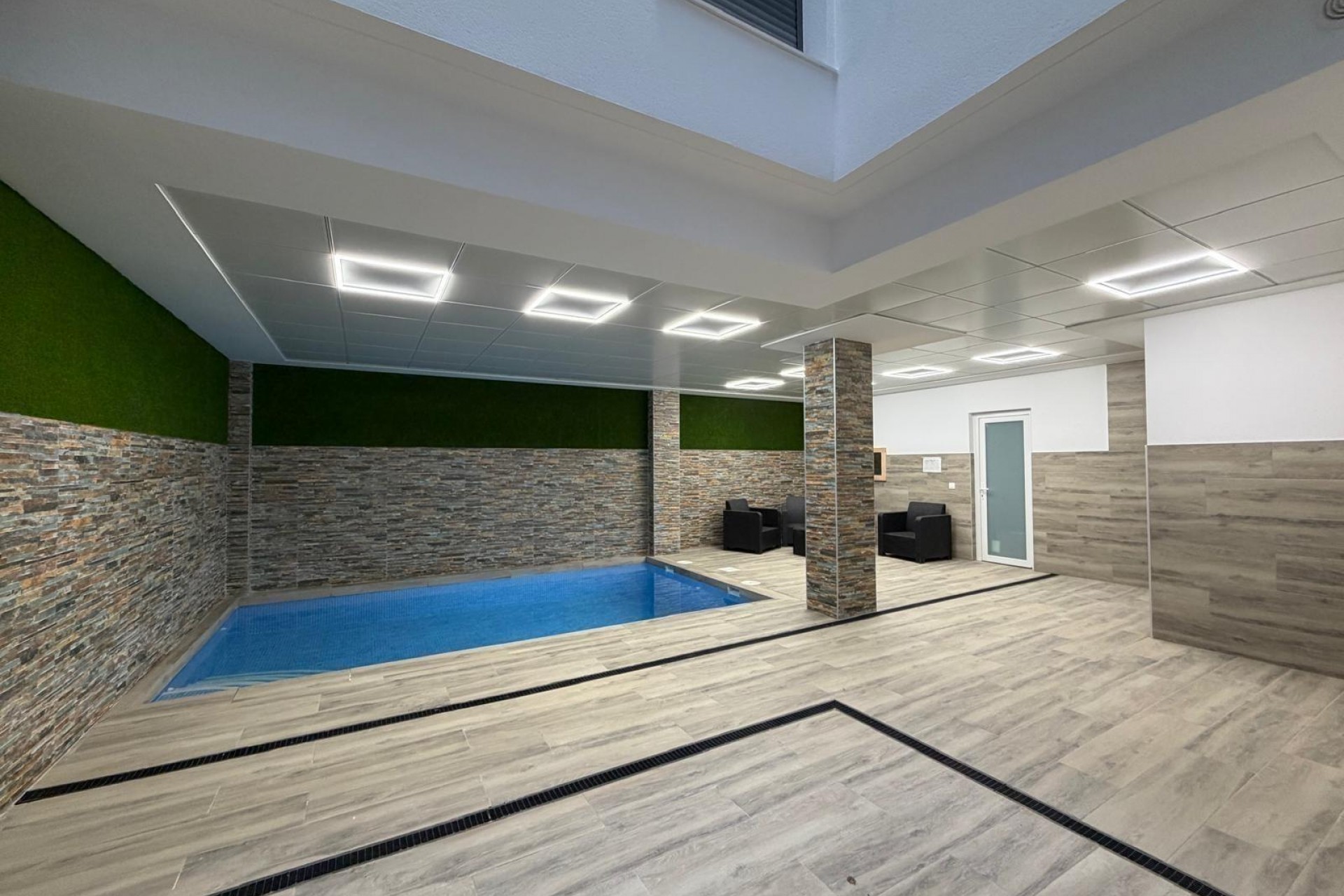 Sale - Apartamento -
Torrevieja - Estacion de autobuses