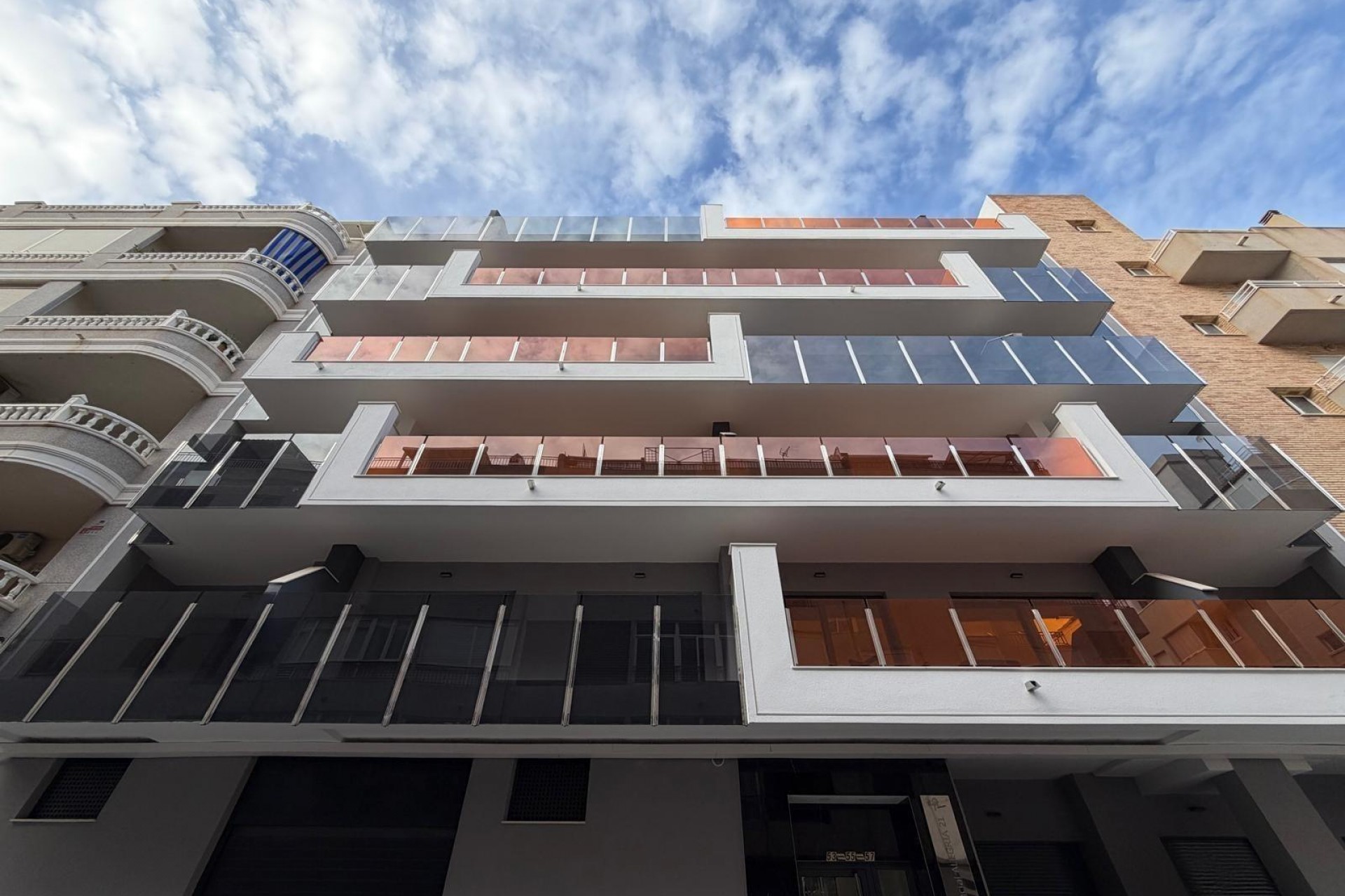 Sale - Apartamento -
Torrevieja - Estacion de autobuses