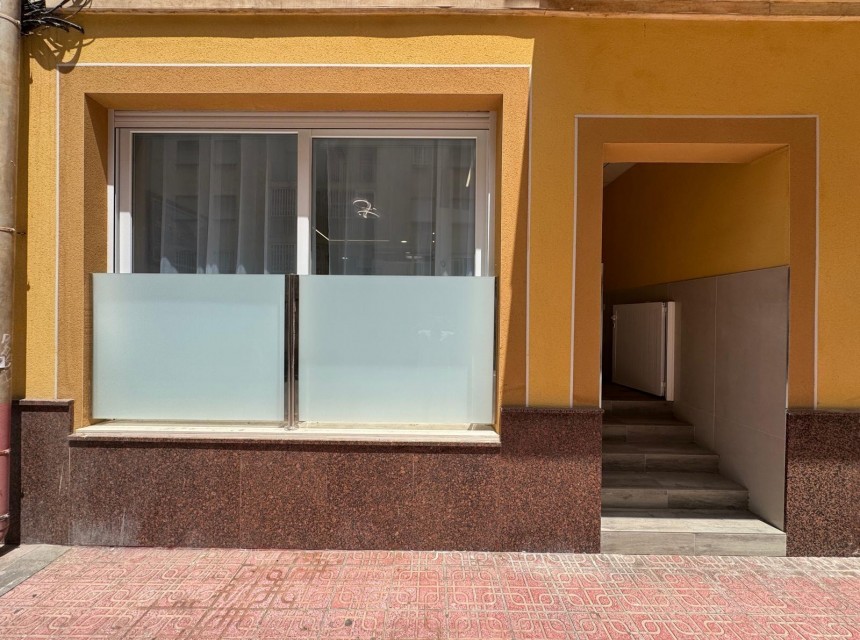 Sale - Apartamento -
Torrevieja - Estacion de autobuses