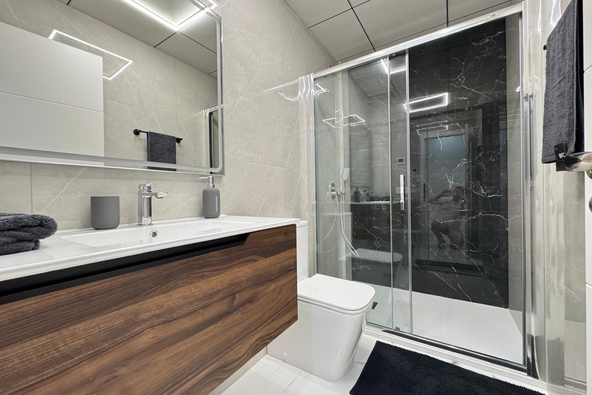Sale - Apartamento -
Torrevieja - Estacion de autobuses