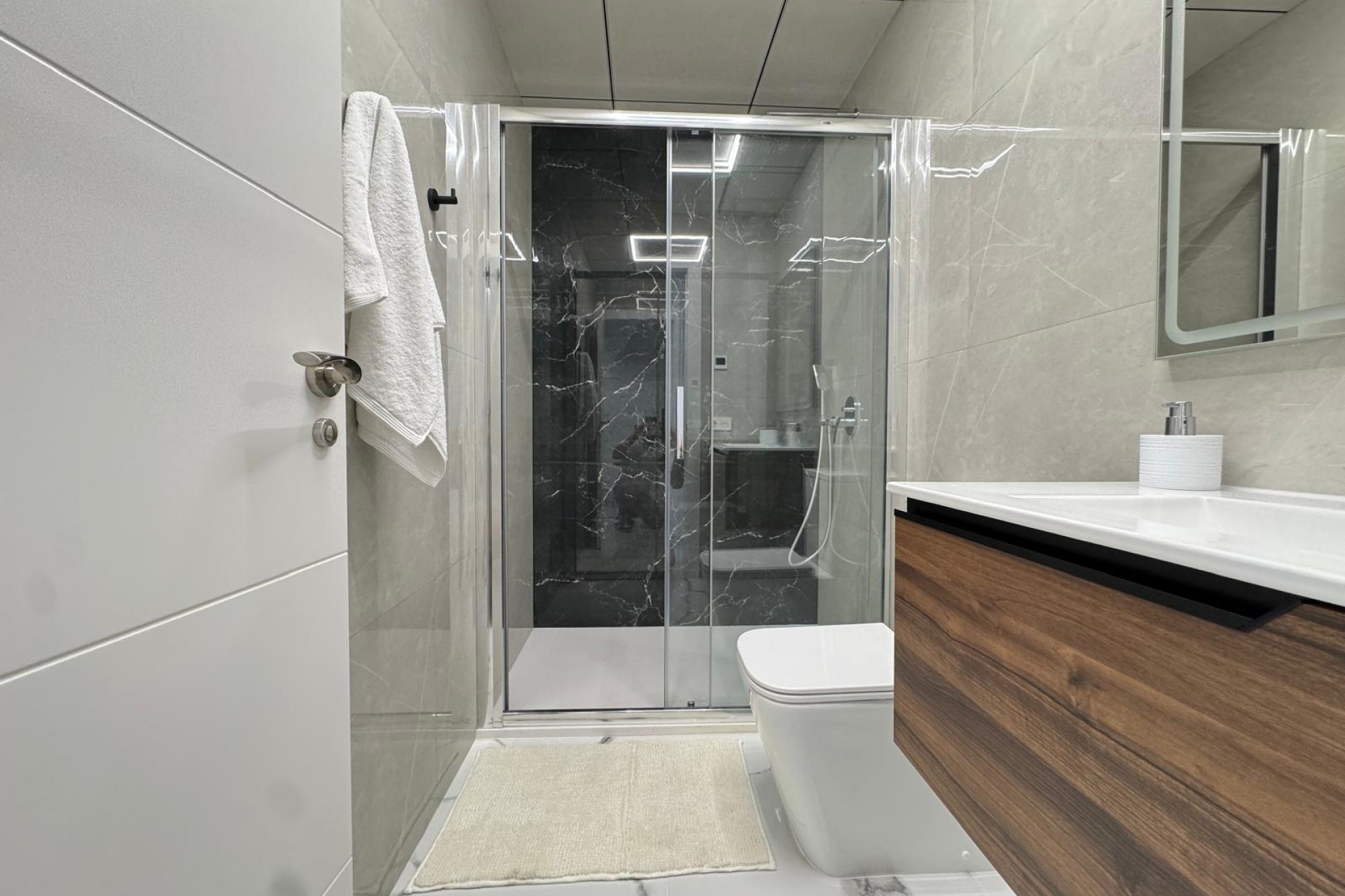 Sale - Apartamento -
Torrevieja - Estacion de autobuses