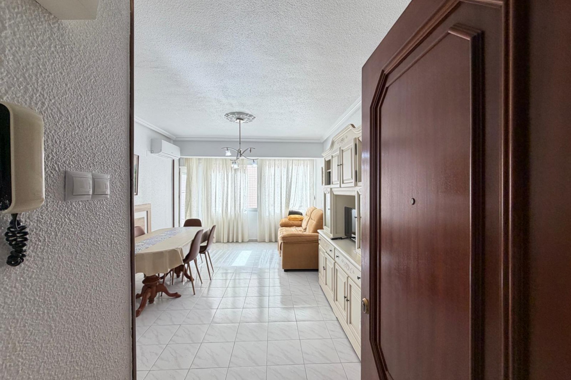 Sale - Apartamento -
Torrevieja - Estacion de autobuses