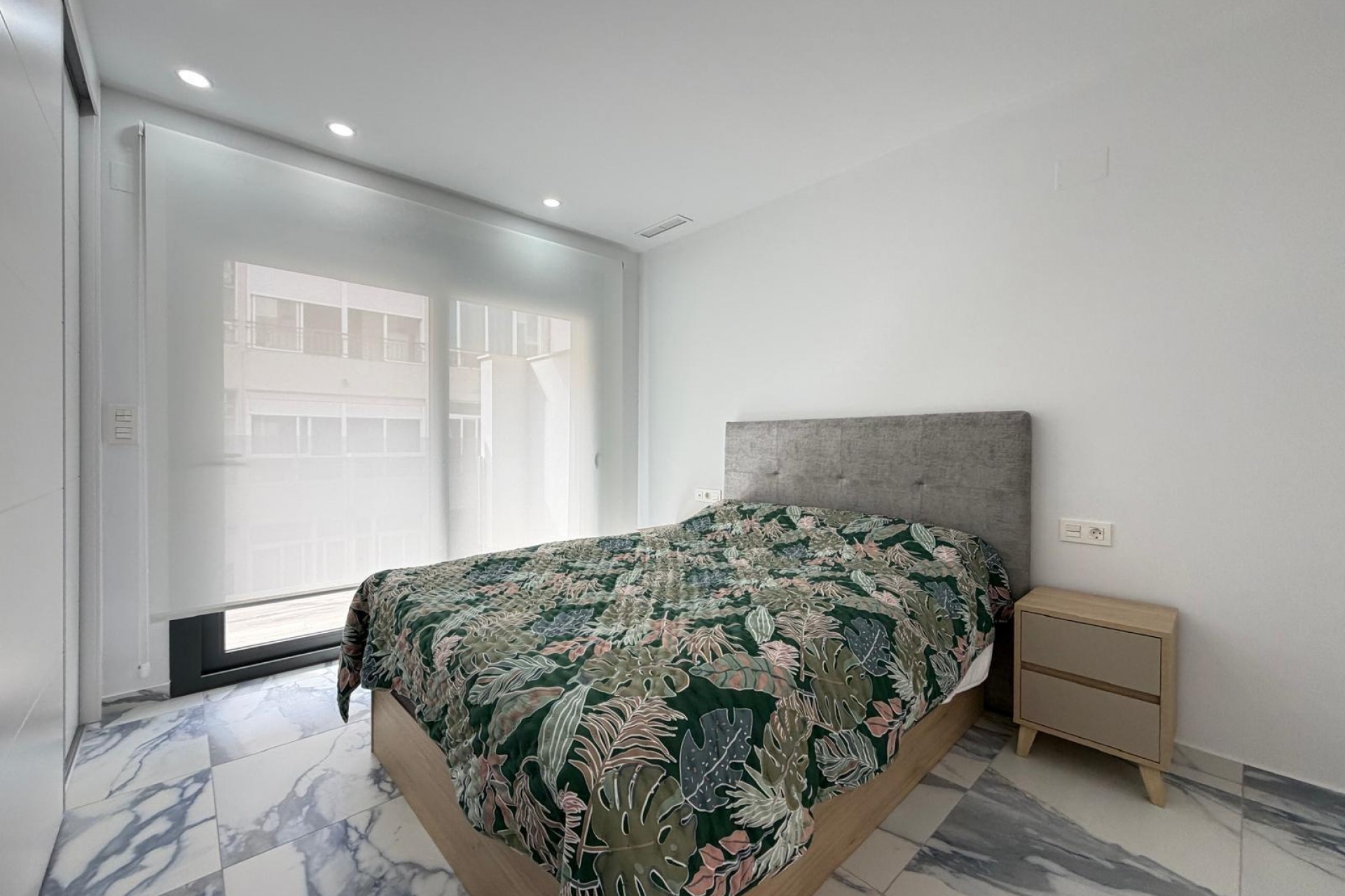 Sale - Apartamento -
Torrevieja - Estacion de autobuses