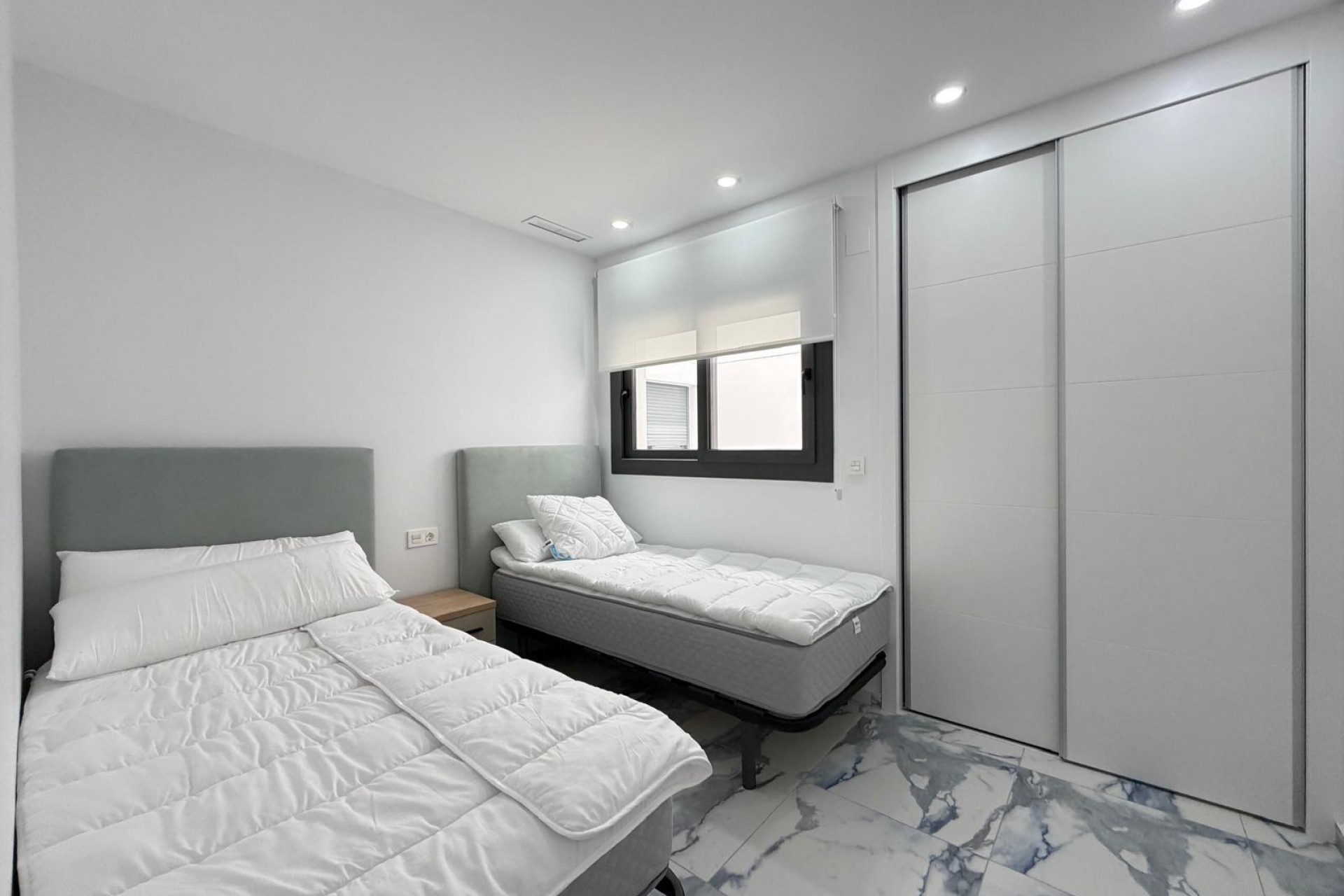 Sale - Apartamento -
Torrevieja - Estacion de autobuses