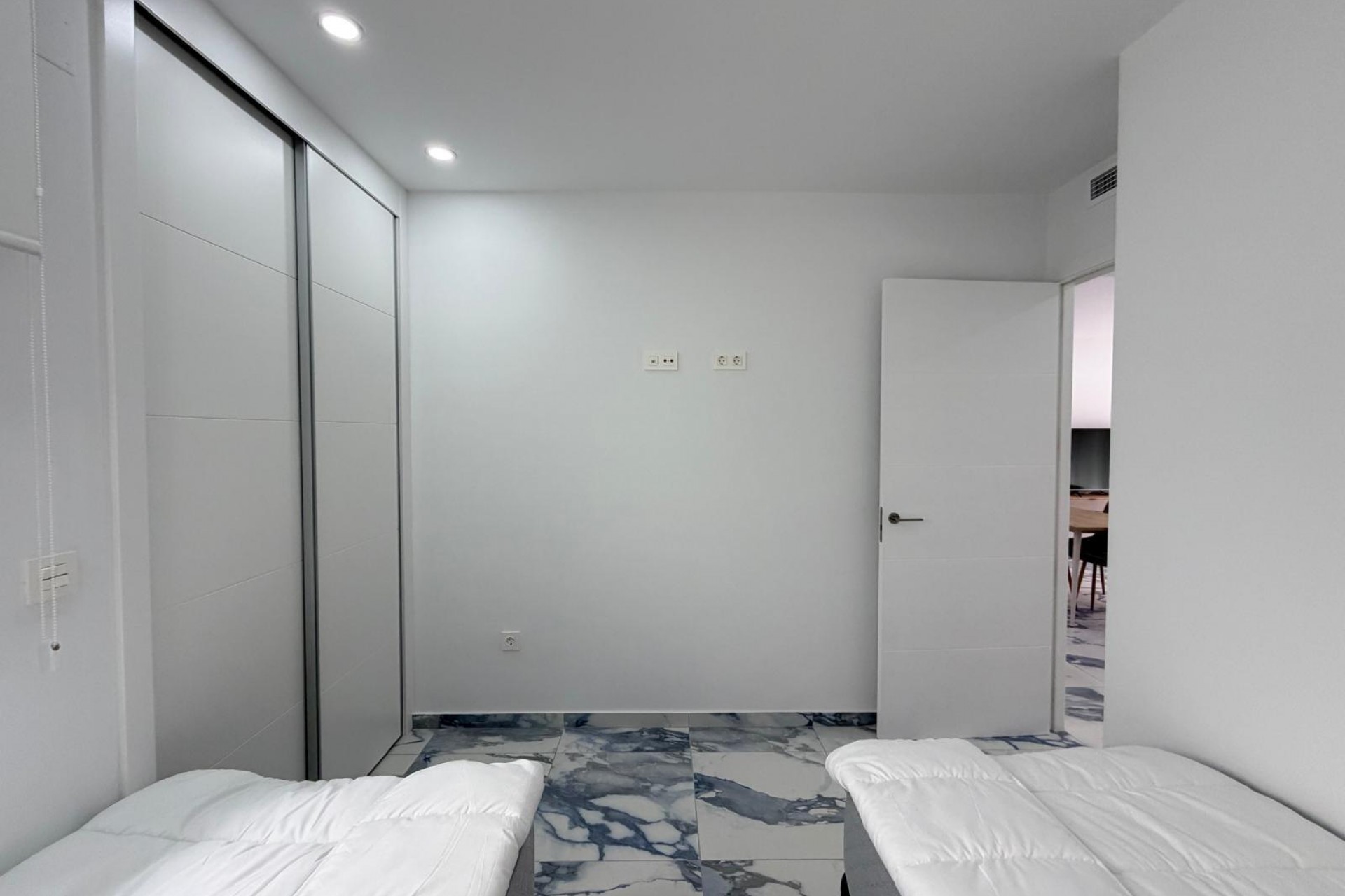 Sale - Apartamento -
Torrevieja - Estacion de autobuses