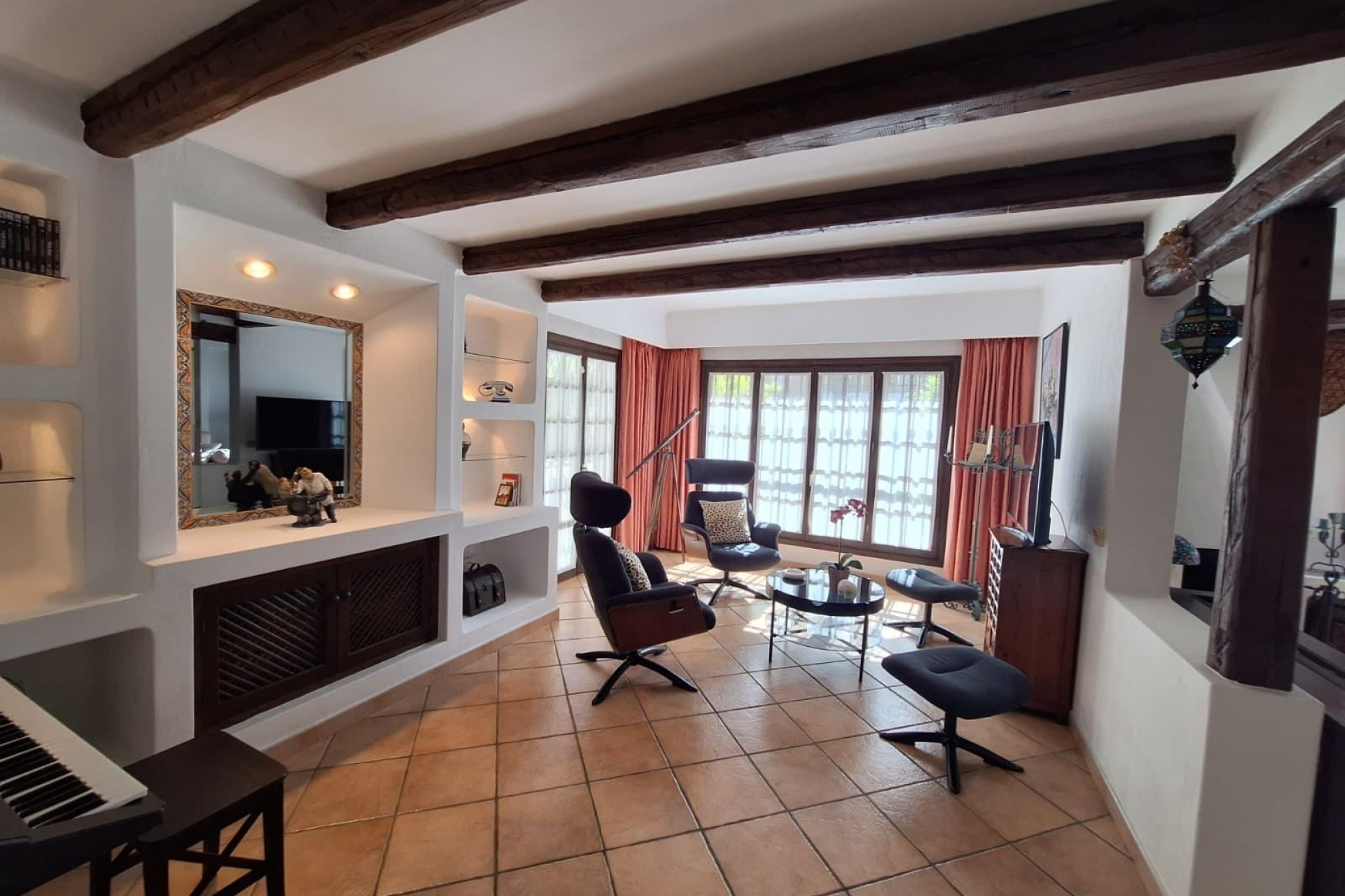 Sale - Apartamento -
Torrevieja - Los Frutales