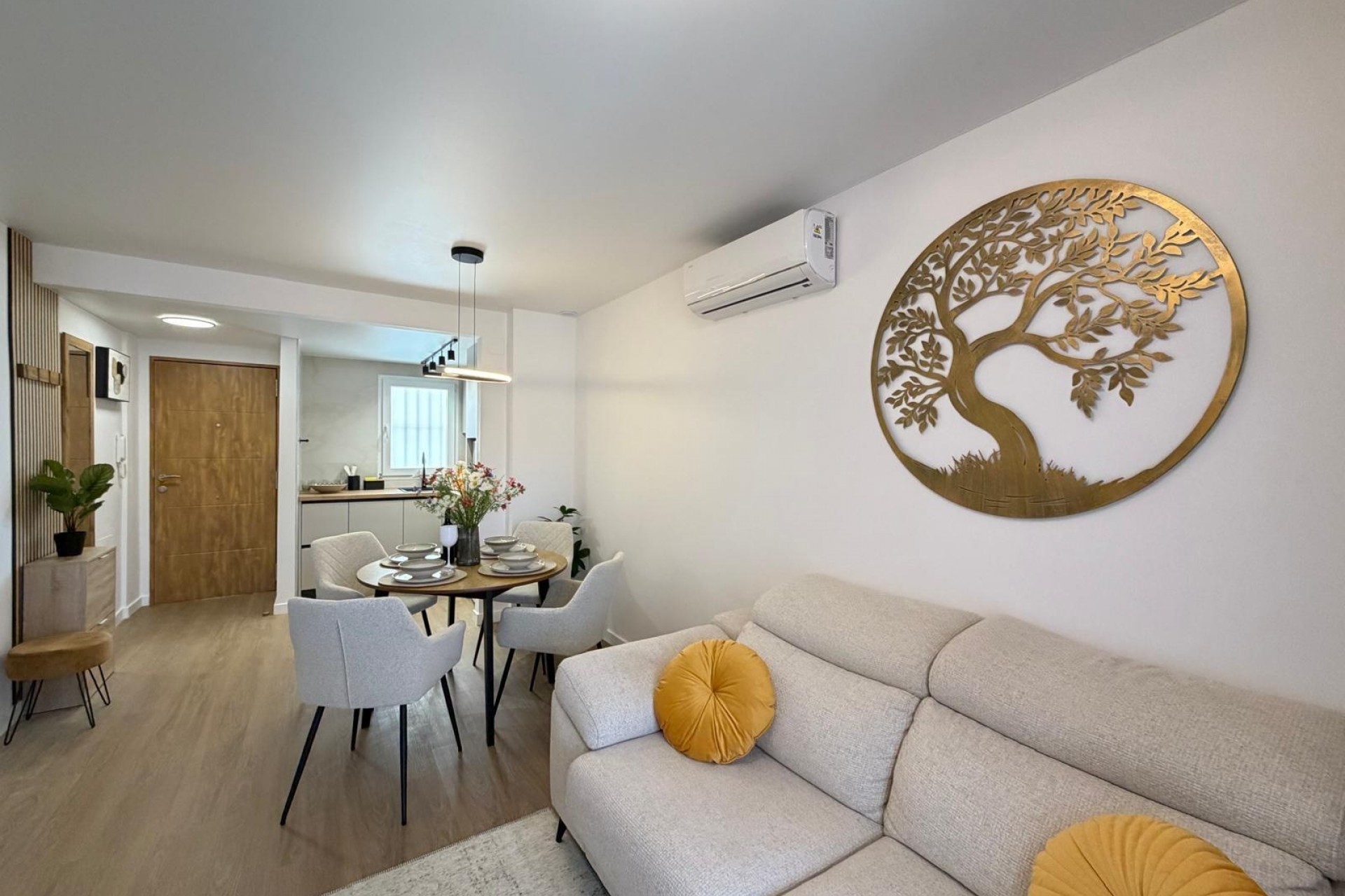 Sale - Apartamento -
Torrevieja - Nueva Torrevieja