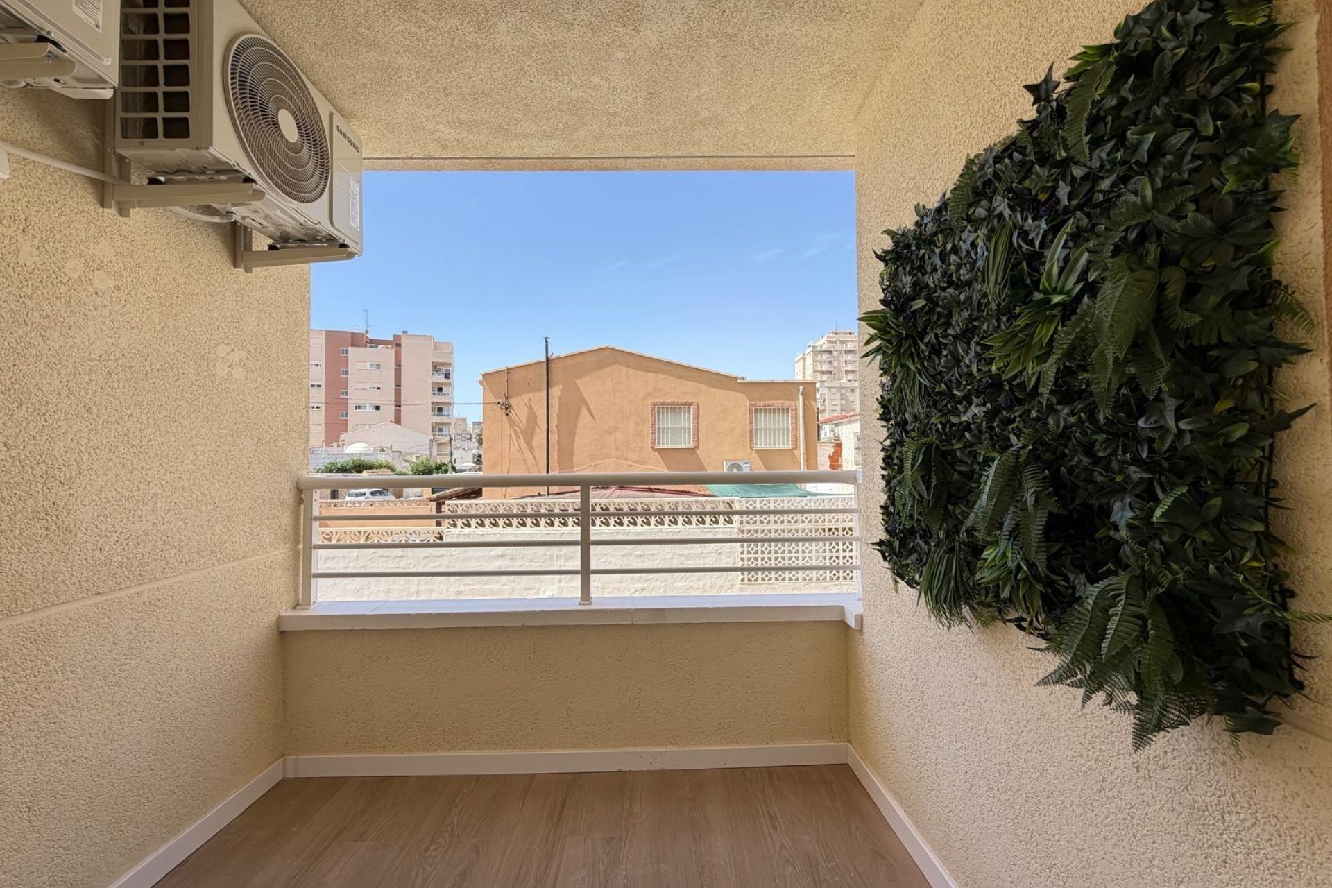Sale - Apartamento -
Torrevieja - Nueva Torrevieja