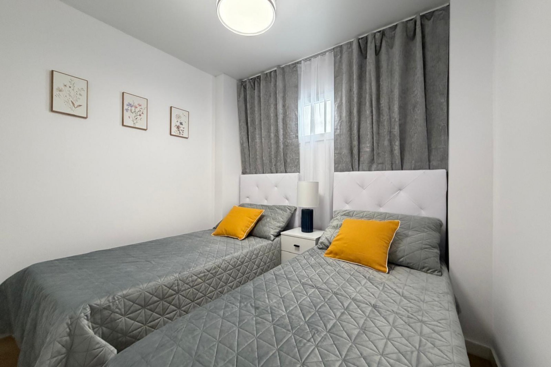 Sale - Apartamento -
Torrevieja - Nueva Torrevieja