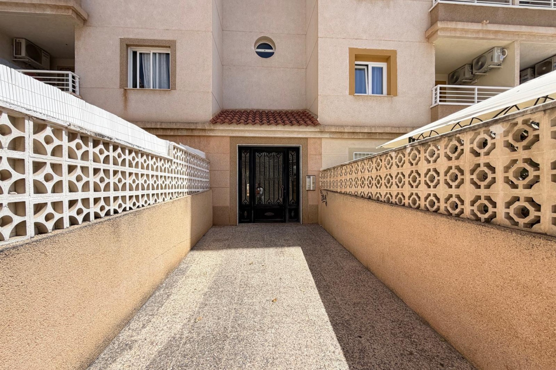 Sale - Apartamento -
Torrevieja - Nueva Torrevieja